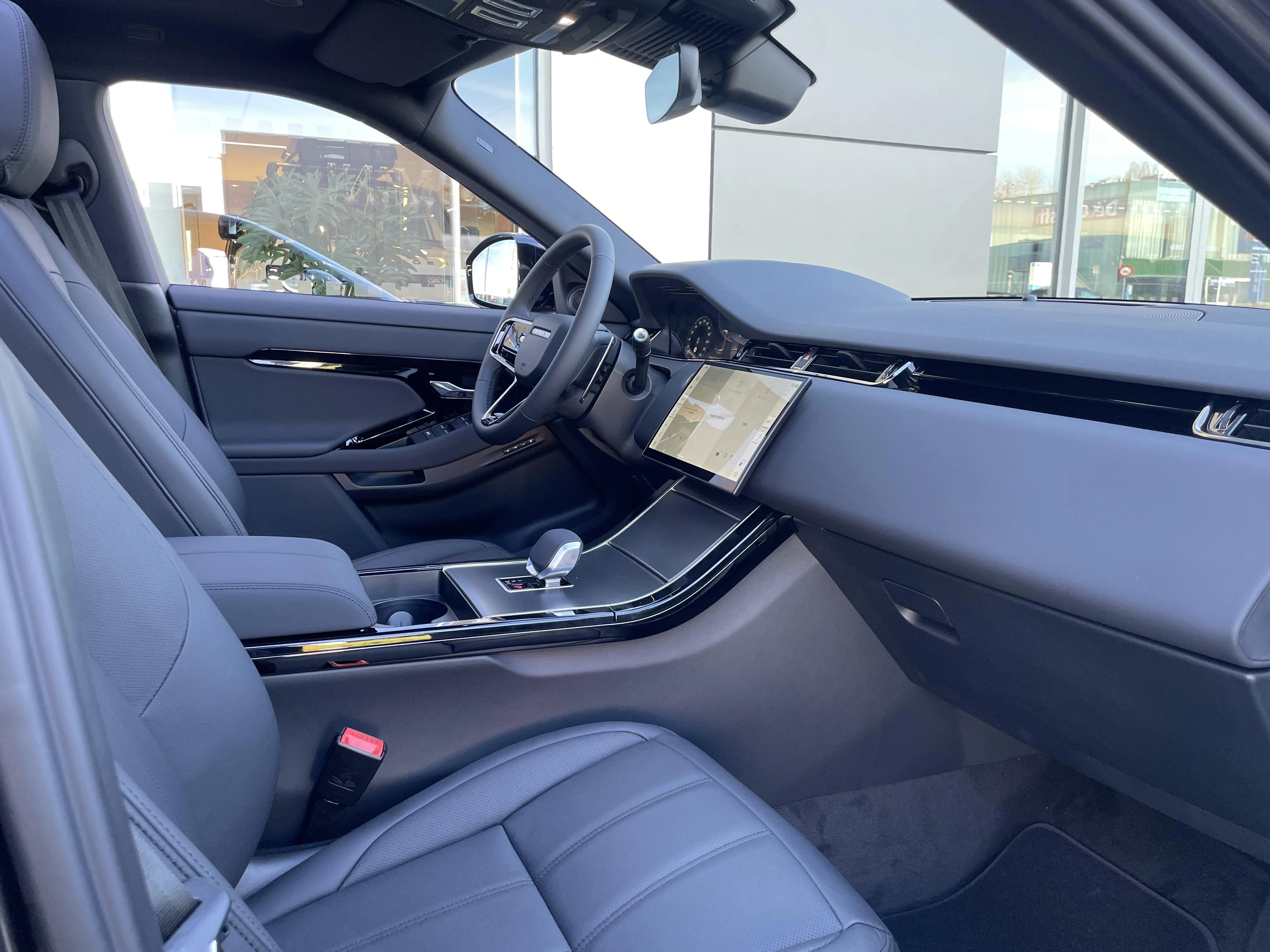 Land Rover Range Rover Evoque P160 S FWD Auto. 26.5MY