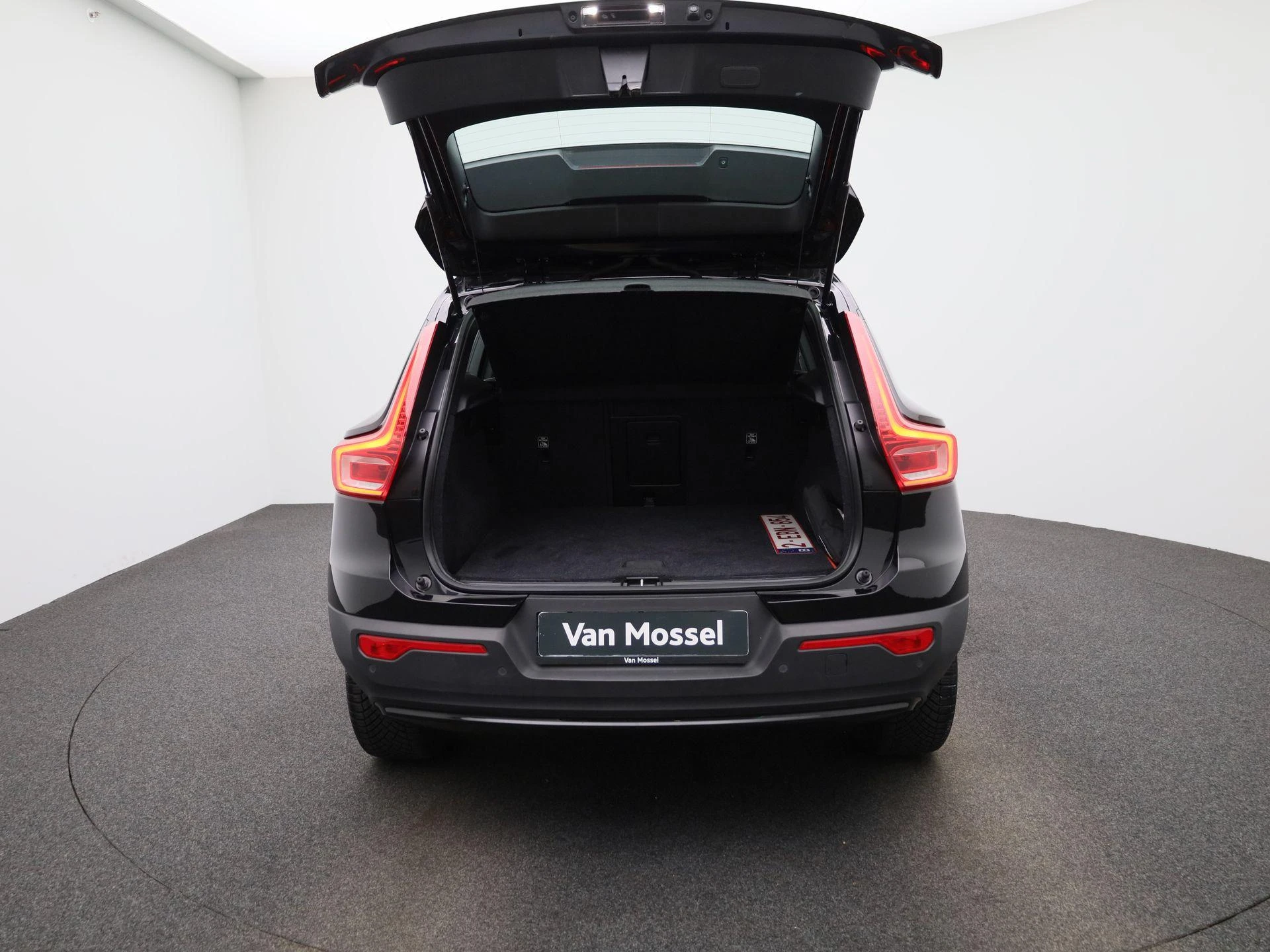 Volvo-XC40-image-11
