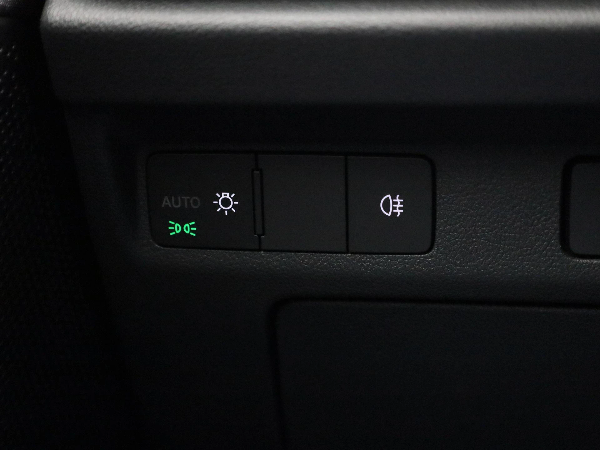 Škoda-Enyaq iV-image-18