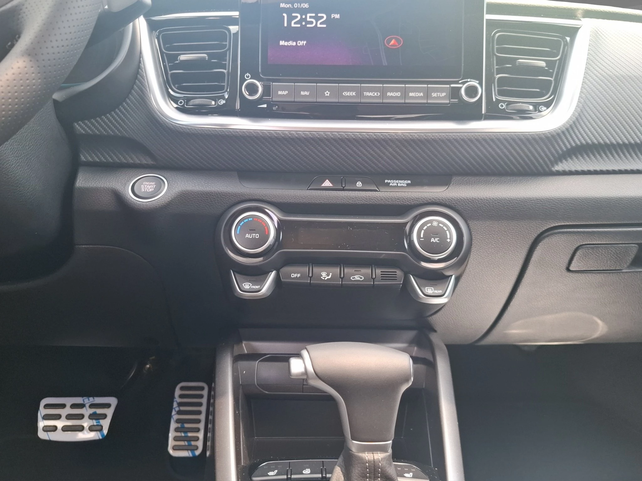 Kia Stonic GT-Line 100 PS 48V Autom. Spirit ACC LED RFK PDC SHZ LEDER *SALE*