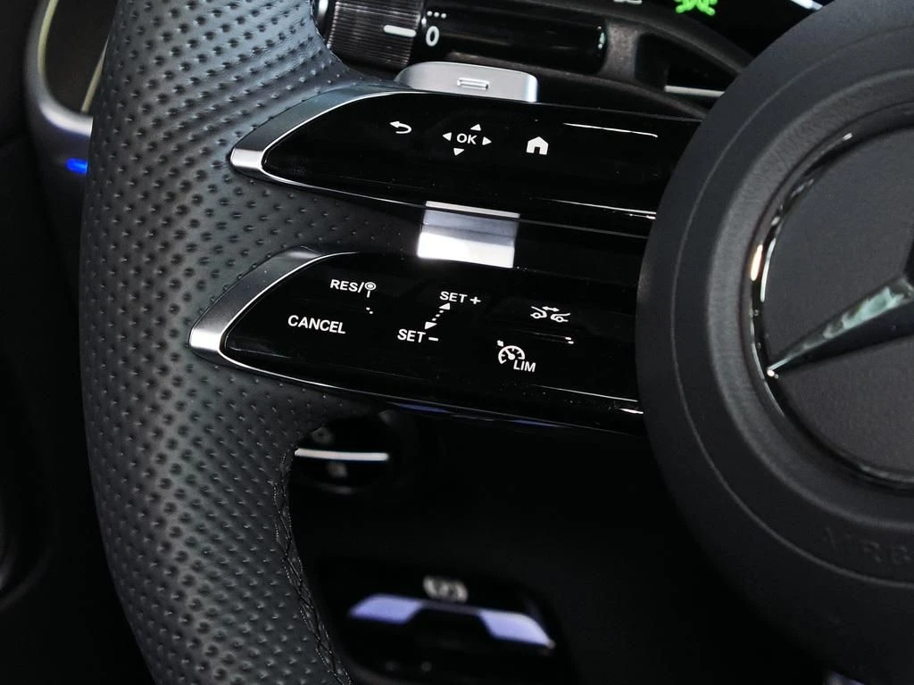 Mercedes-Benz-GLC 450 d-image-9
