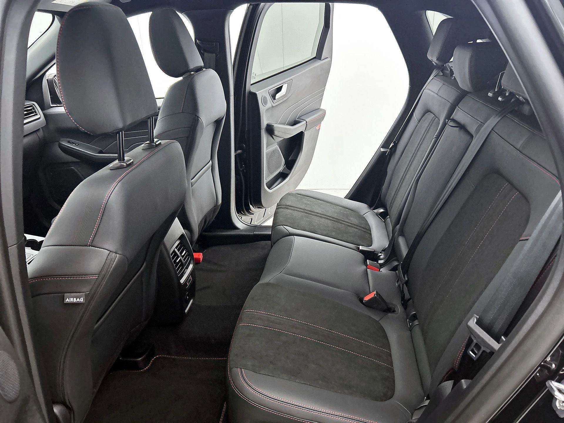 Ford-Kuga-image-27