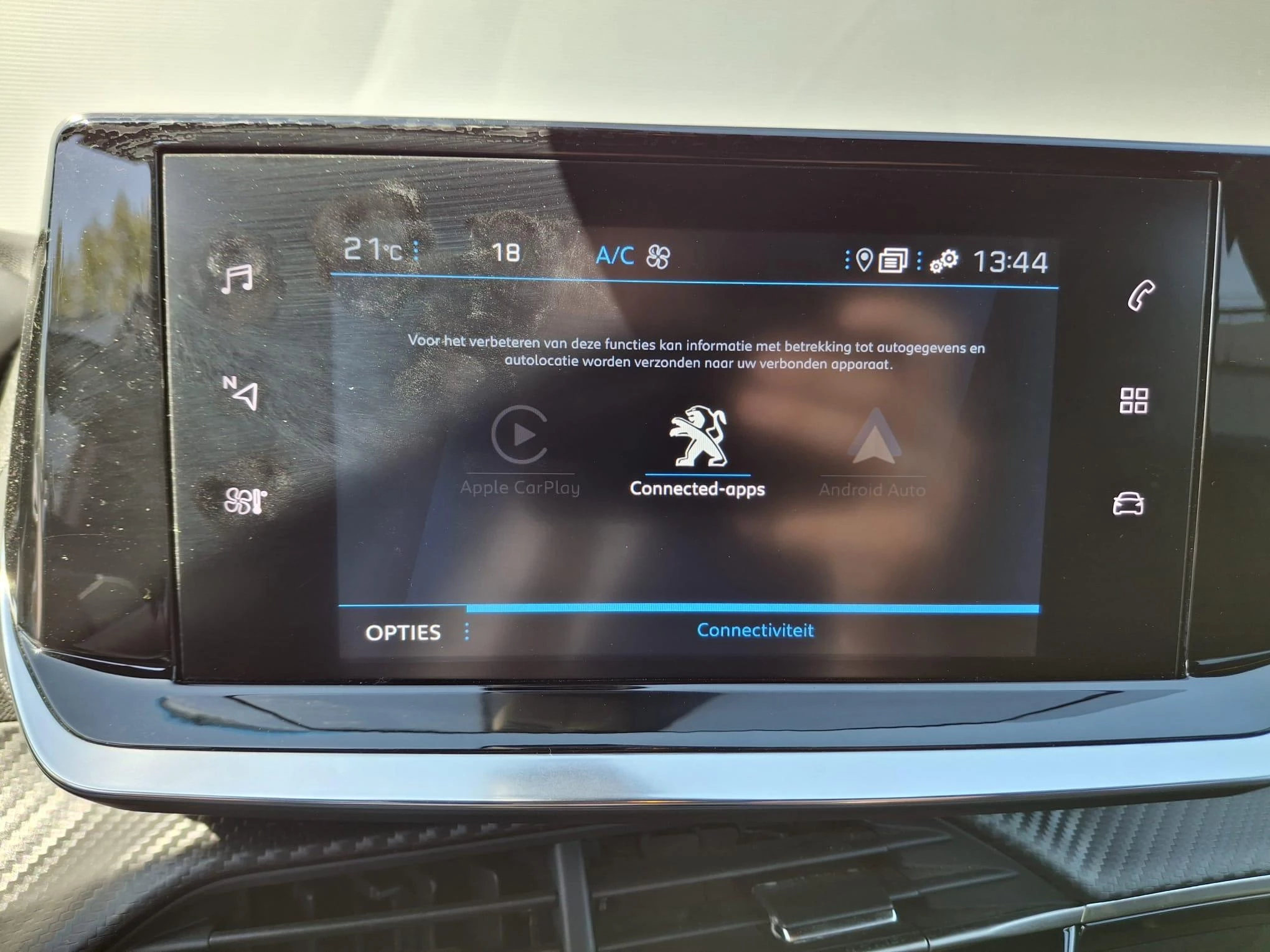 Peugeot-2008-image-14