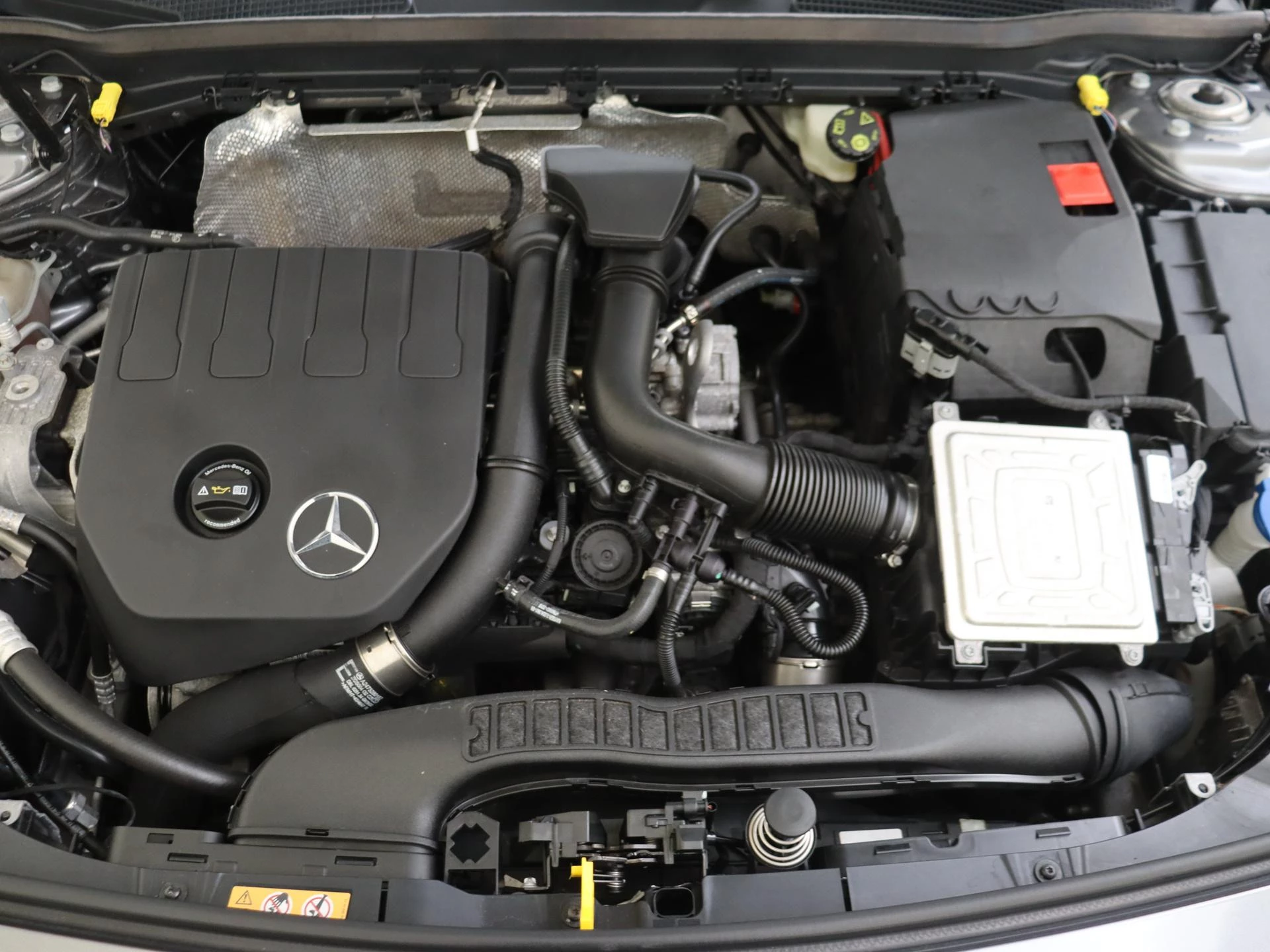Mercedes-Benz-A-Klasse-image-4