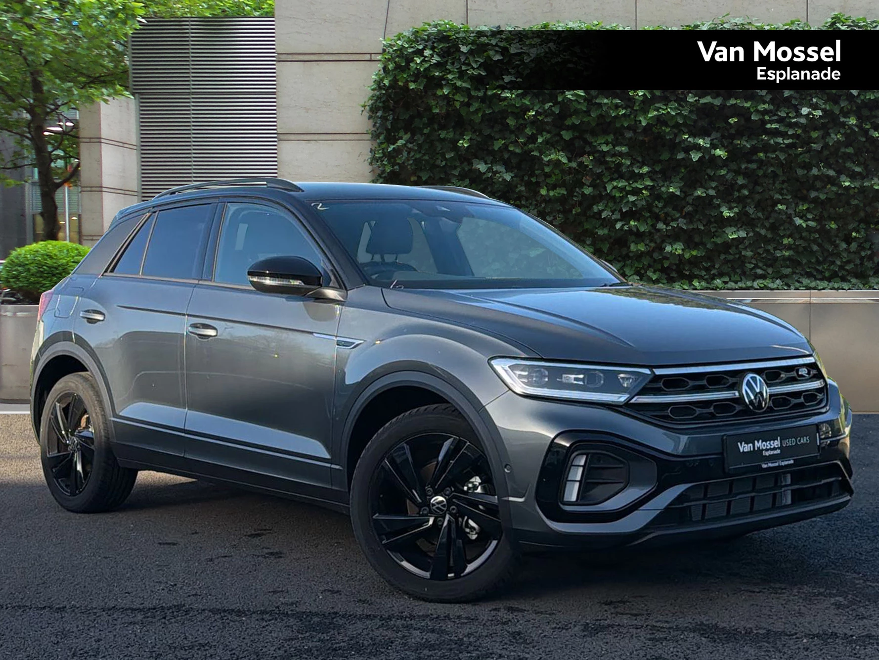 Volkswagen-T-Roc-image-0