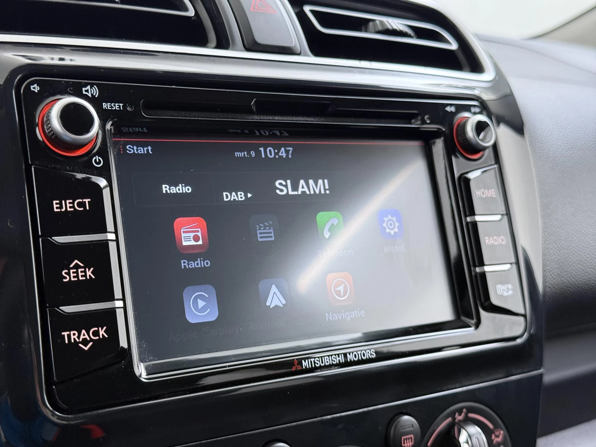 Mitsubishi-Space Star-image-24