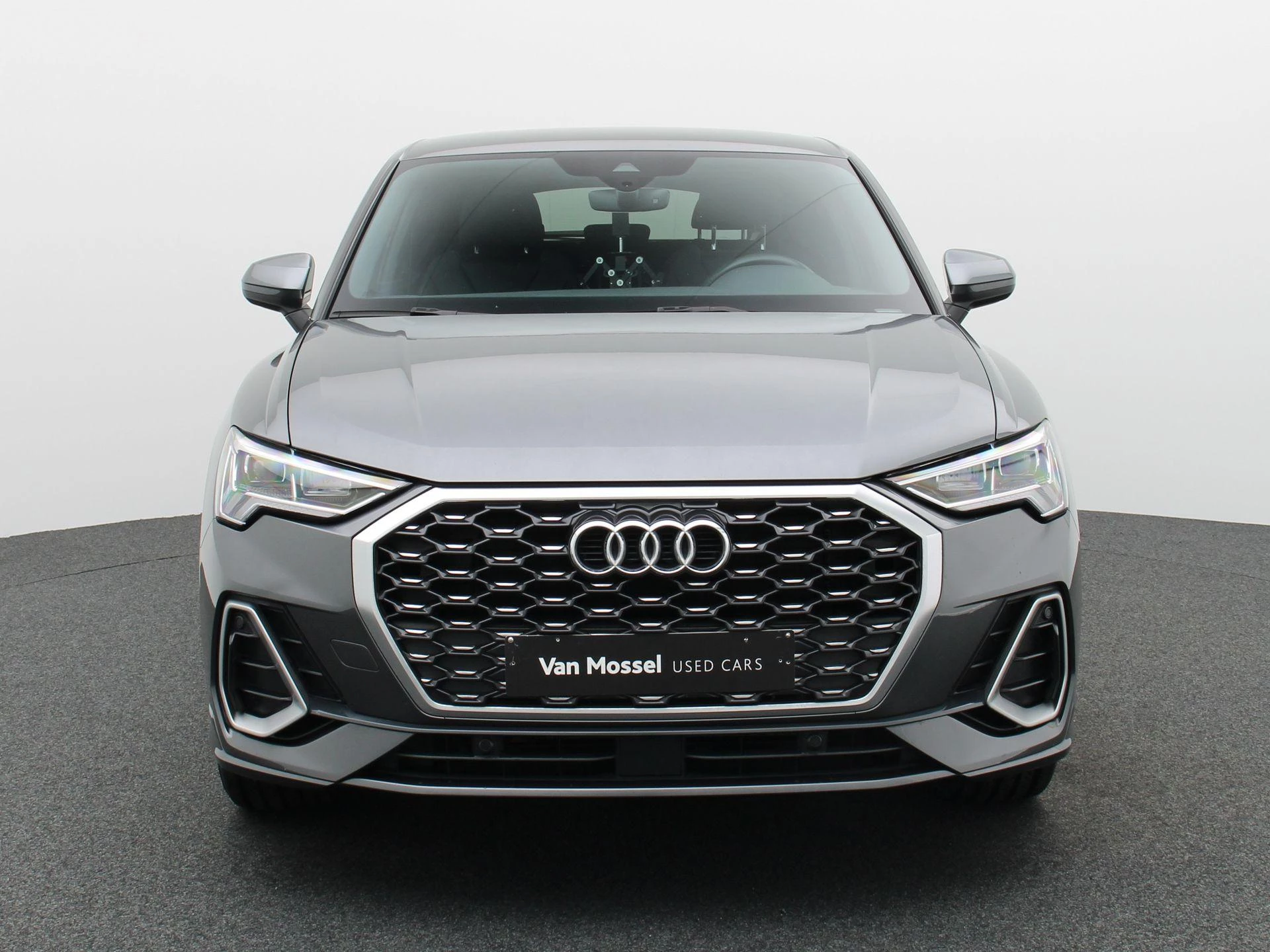 Audi-Q3-image-2