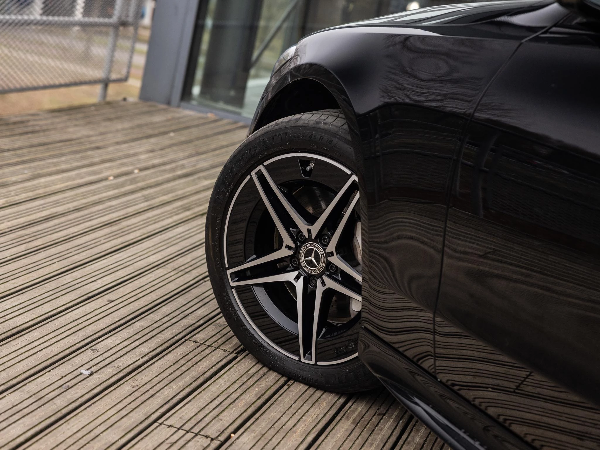 Mercedes-Benz-C-Klasse-image-11