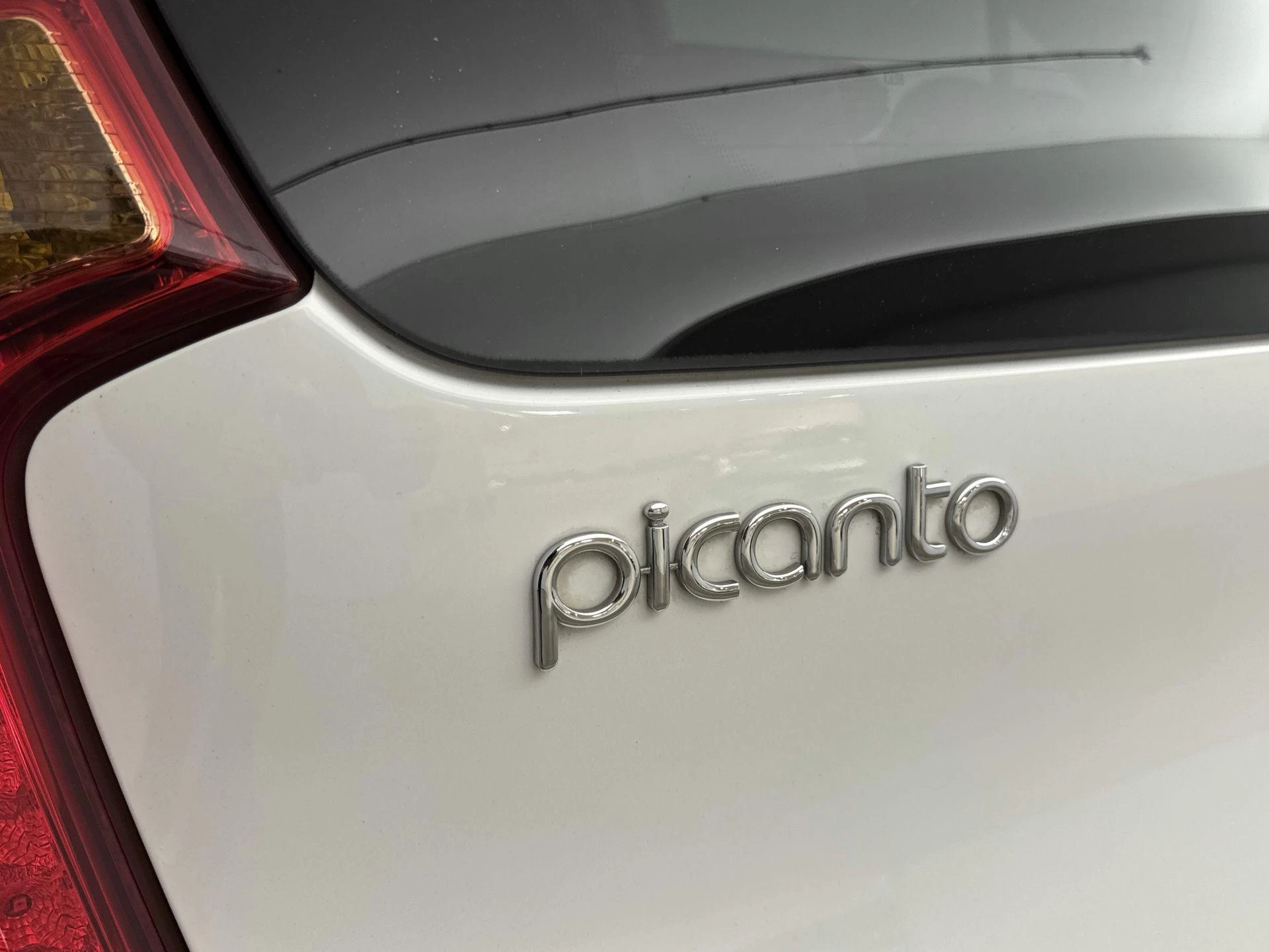 Kia Picanto 1.0 CVVT 69Pk First Edition