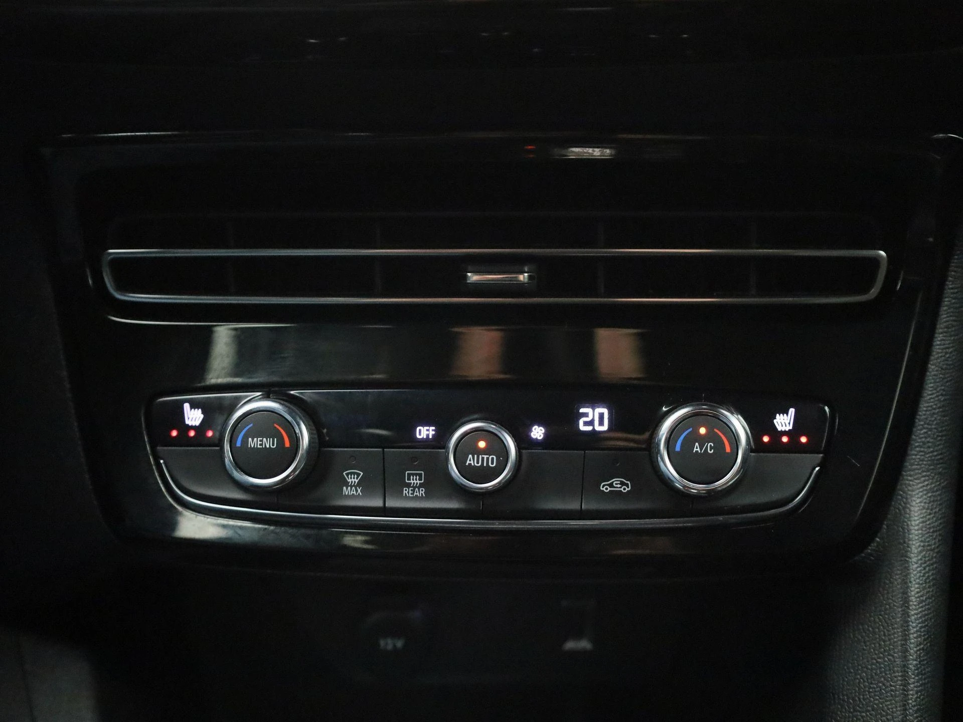 Opel Mokka-e Ultimate 50-kWh