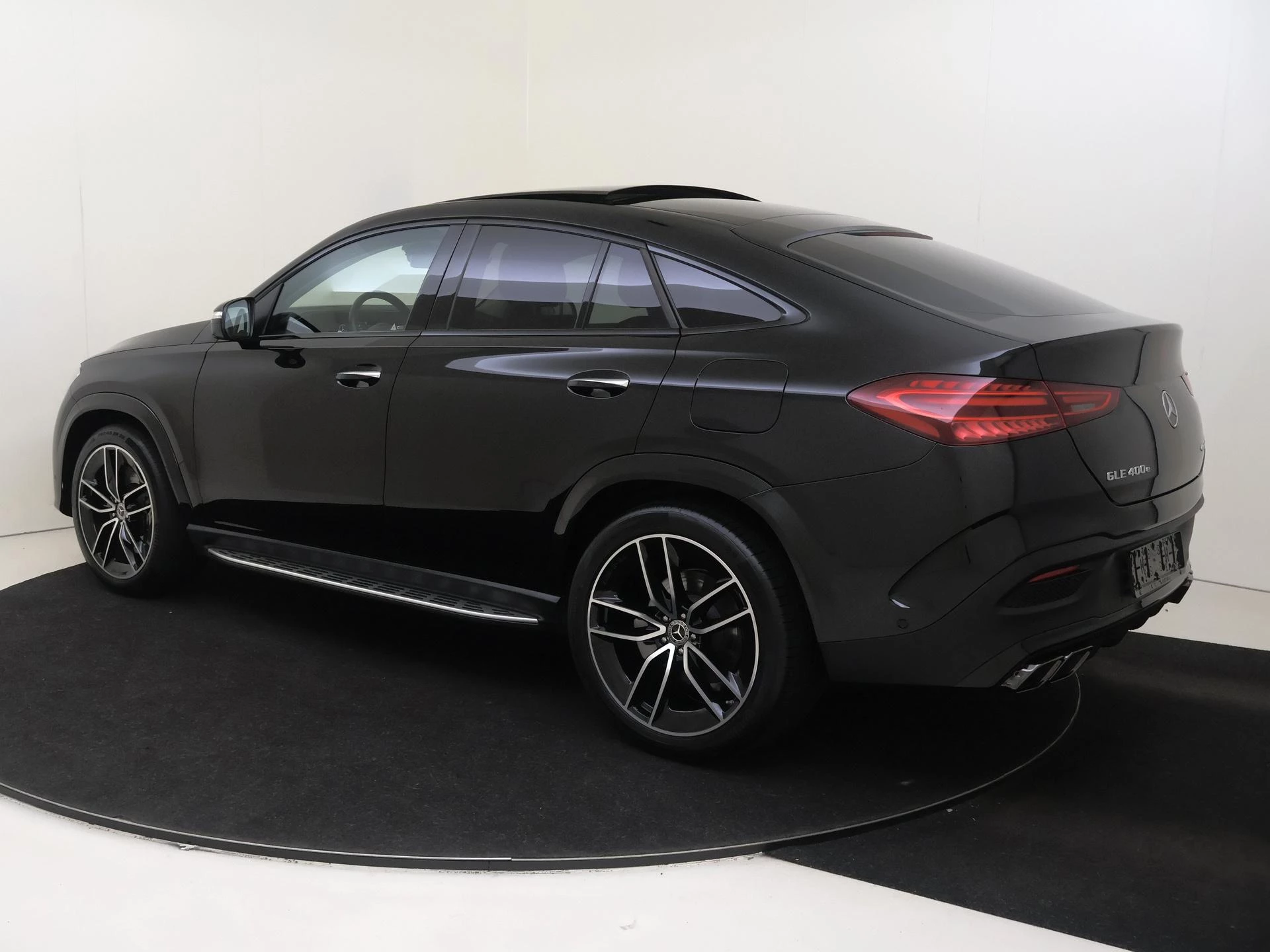 Mercedes-Benz-GLE-image-5