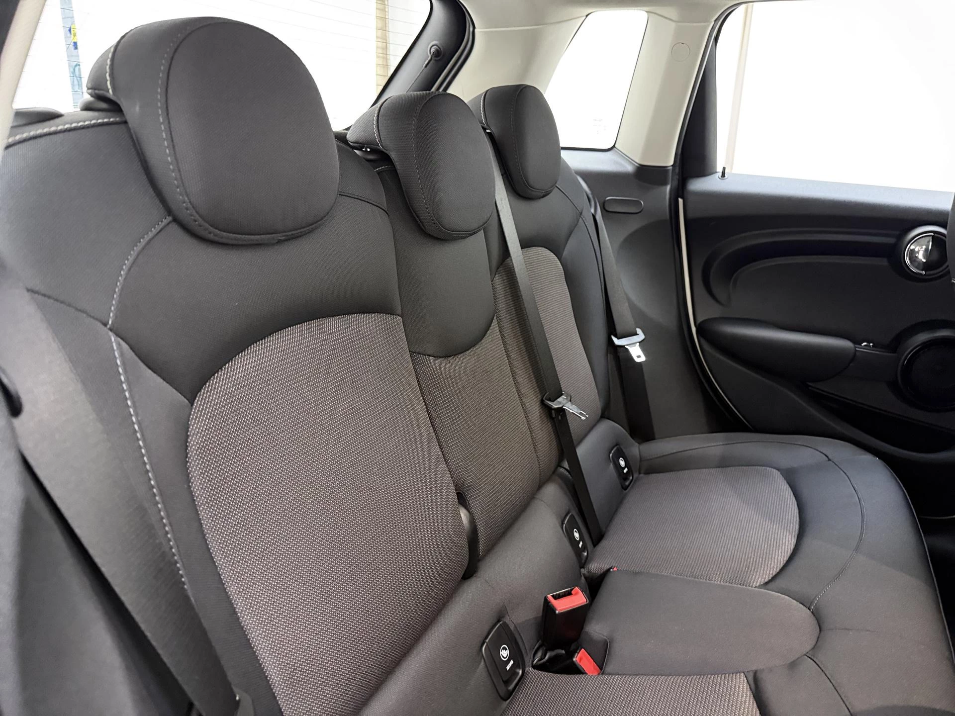 MINI 5-deurs 1.5 One Business Edition