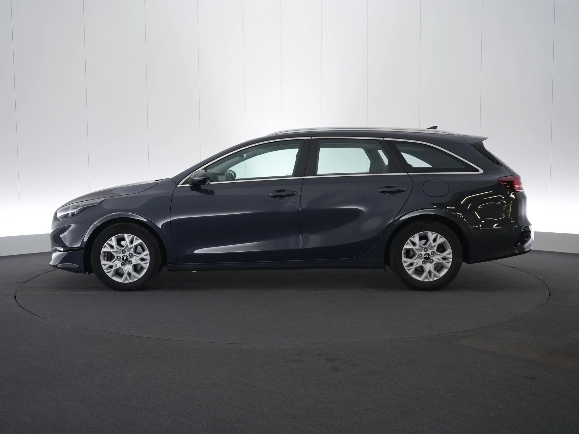 Kia-cee'd-image-1