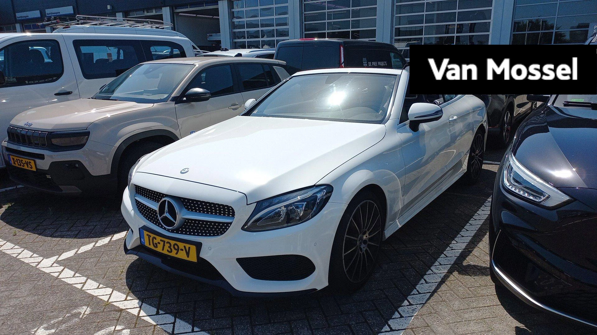 Mercedes-Benz-C-Klasse-image-0