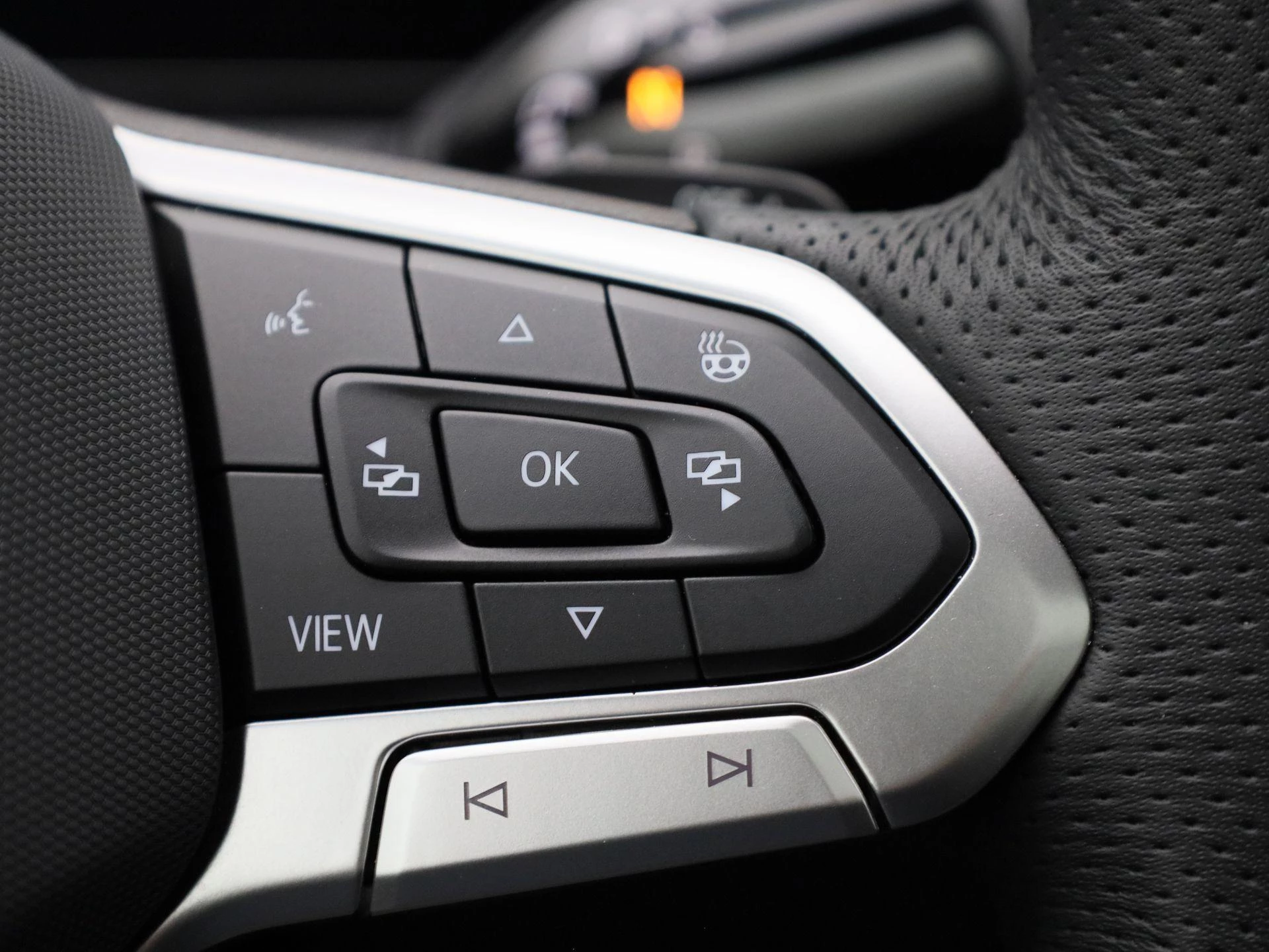 Volkswagen-Tiguan-image-33