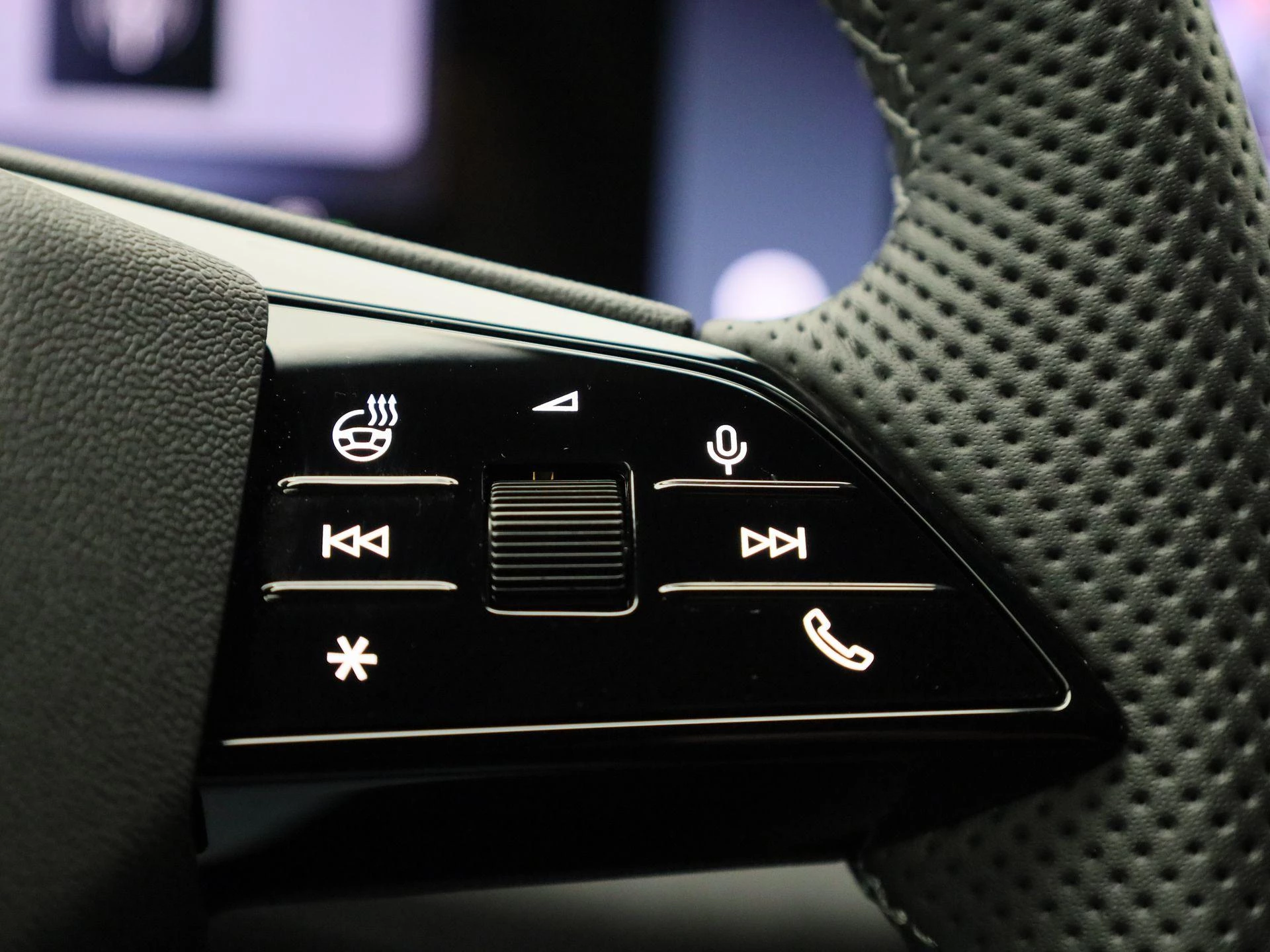 Audi-A6 Avant e-tron-image-37