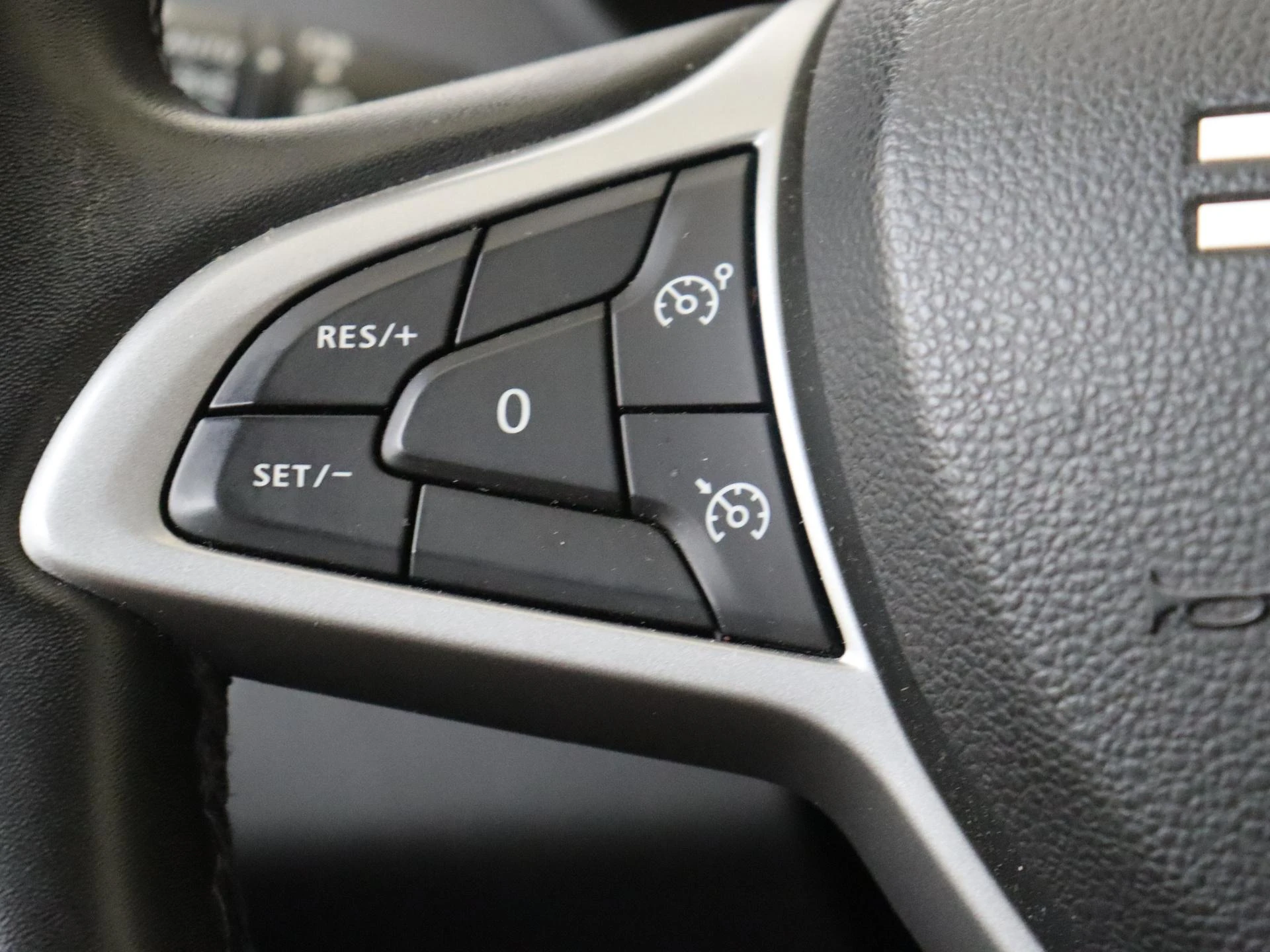 Dacia-Duster-image-13