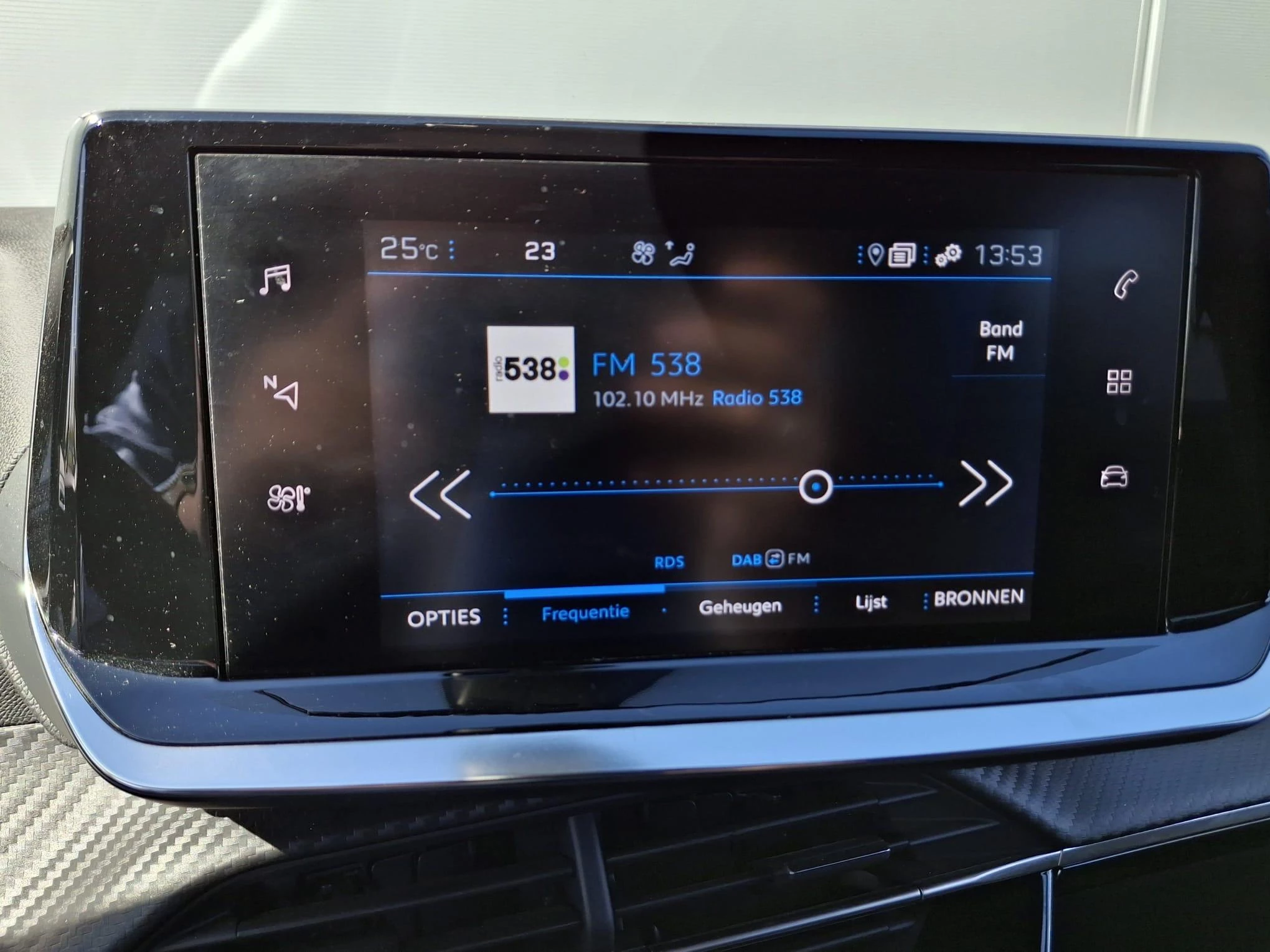 Peugeot 2008 1.2 PureTech 100 Style