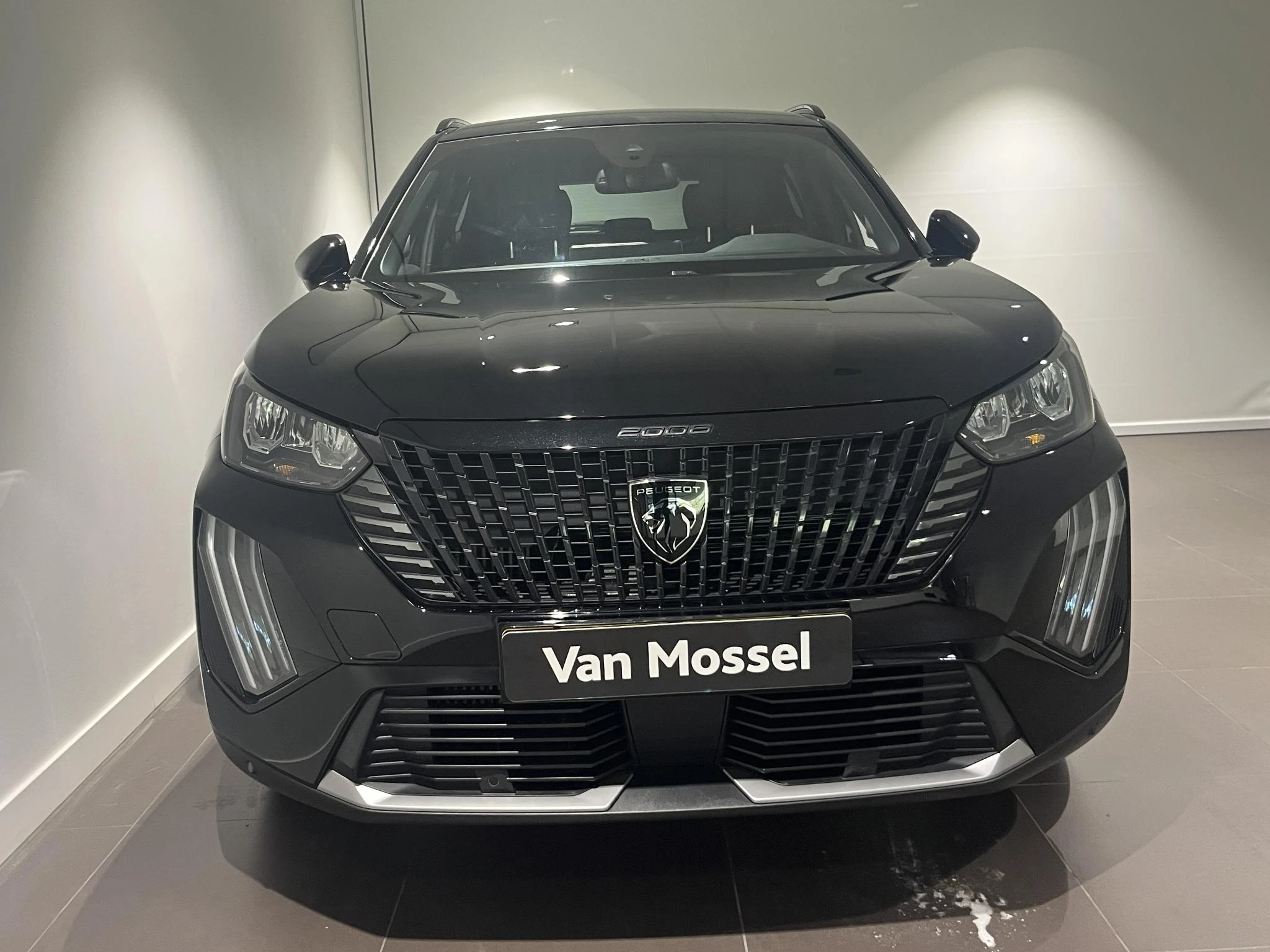 Peugeot-2008-image-2