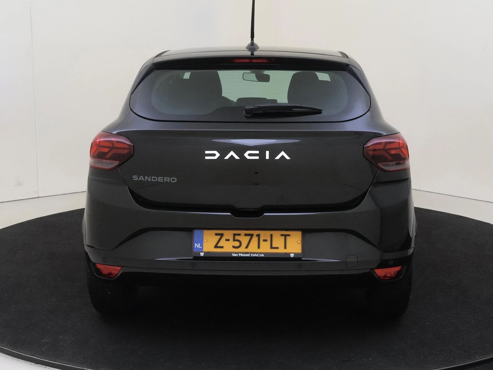 Dacia-Sandero-image-6