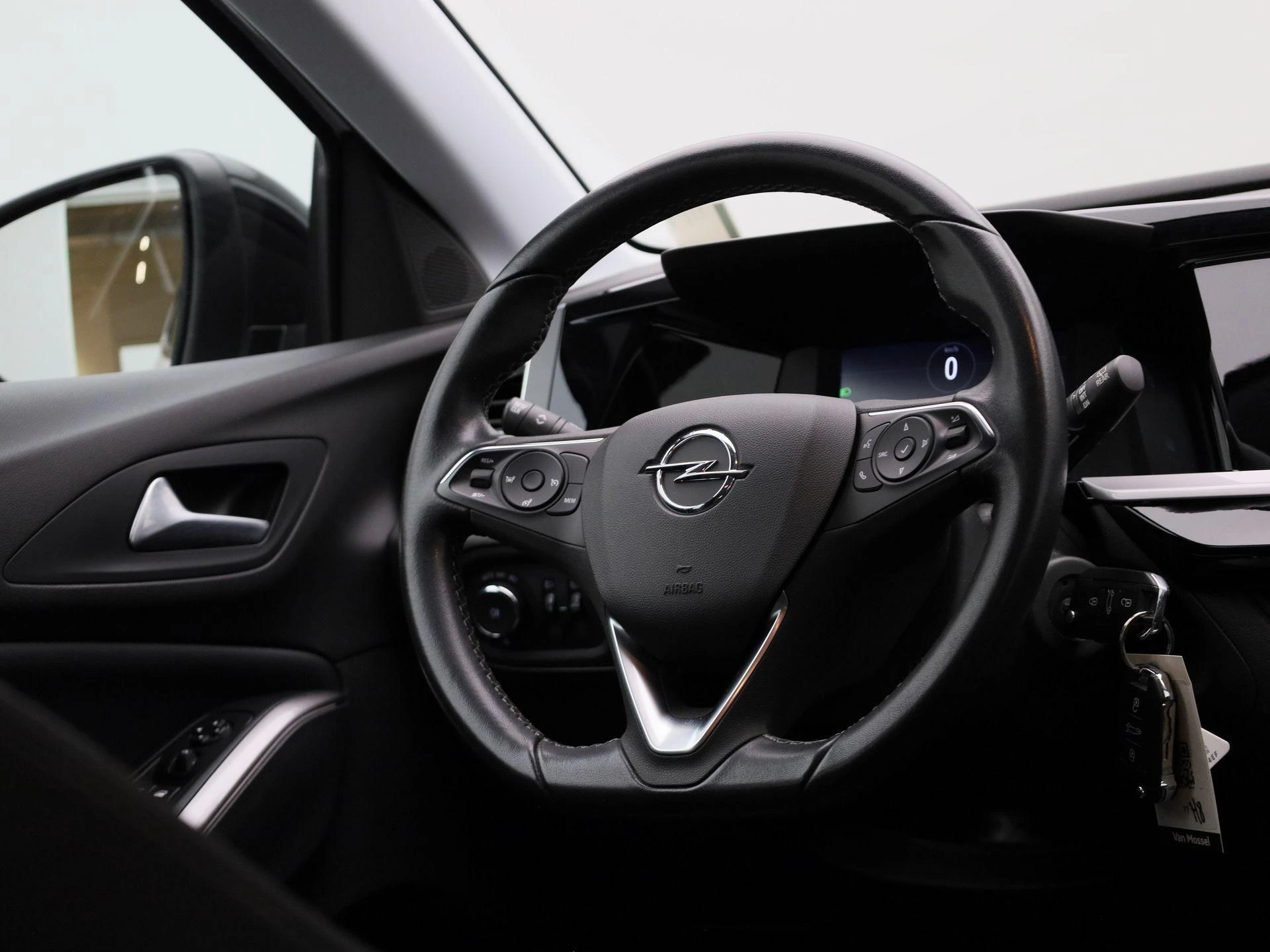 Opel-Grandland-image-30