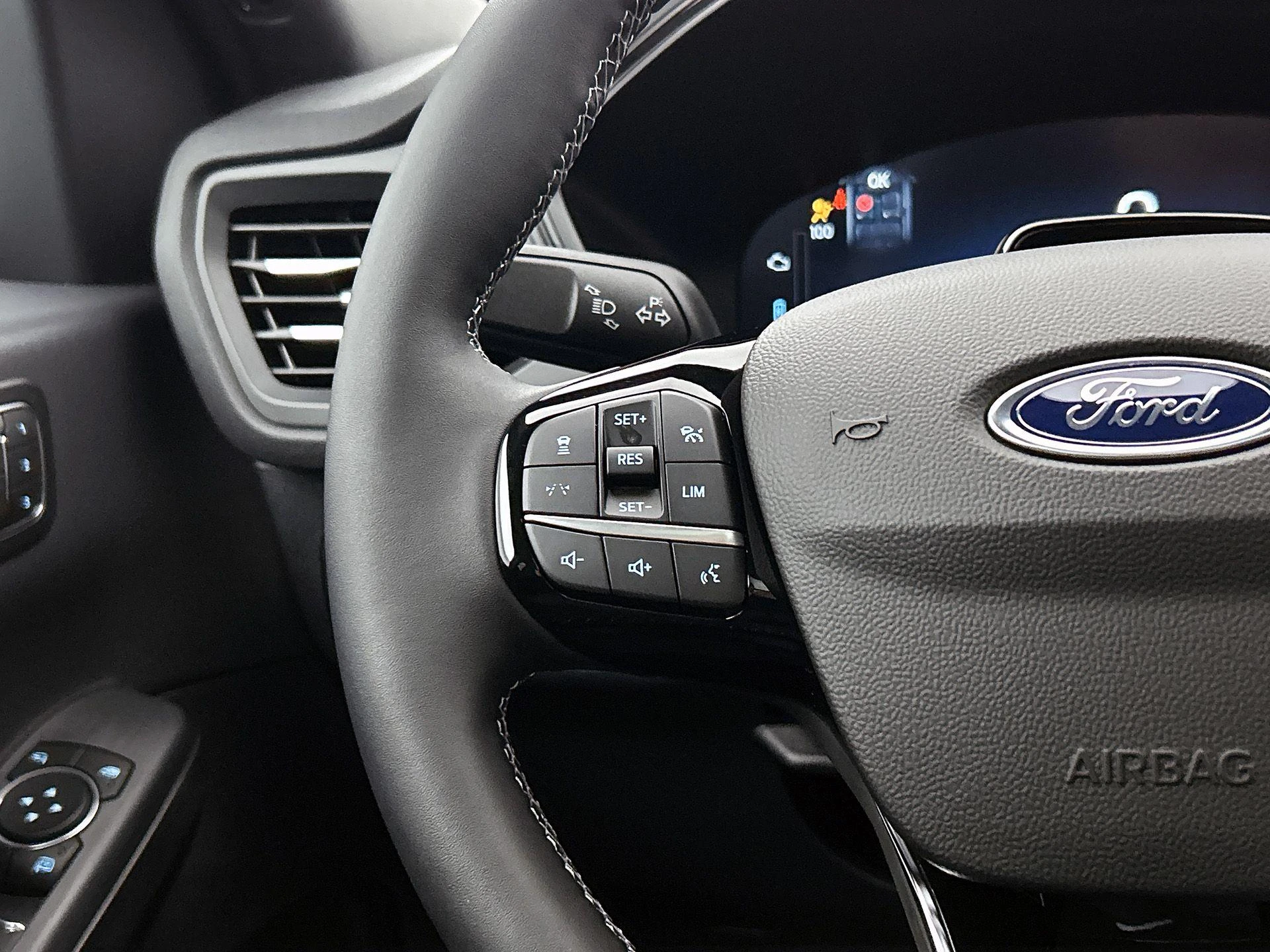 Ford-Kuga-image-5