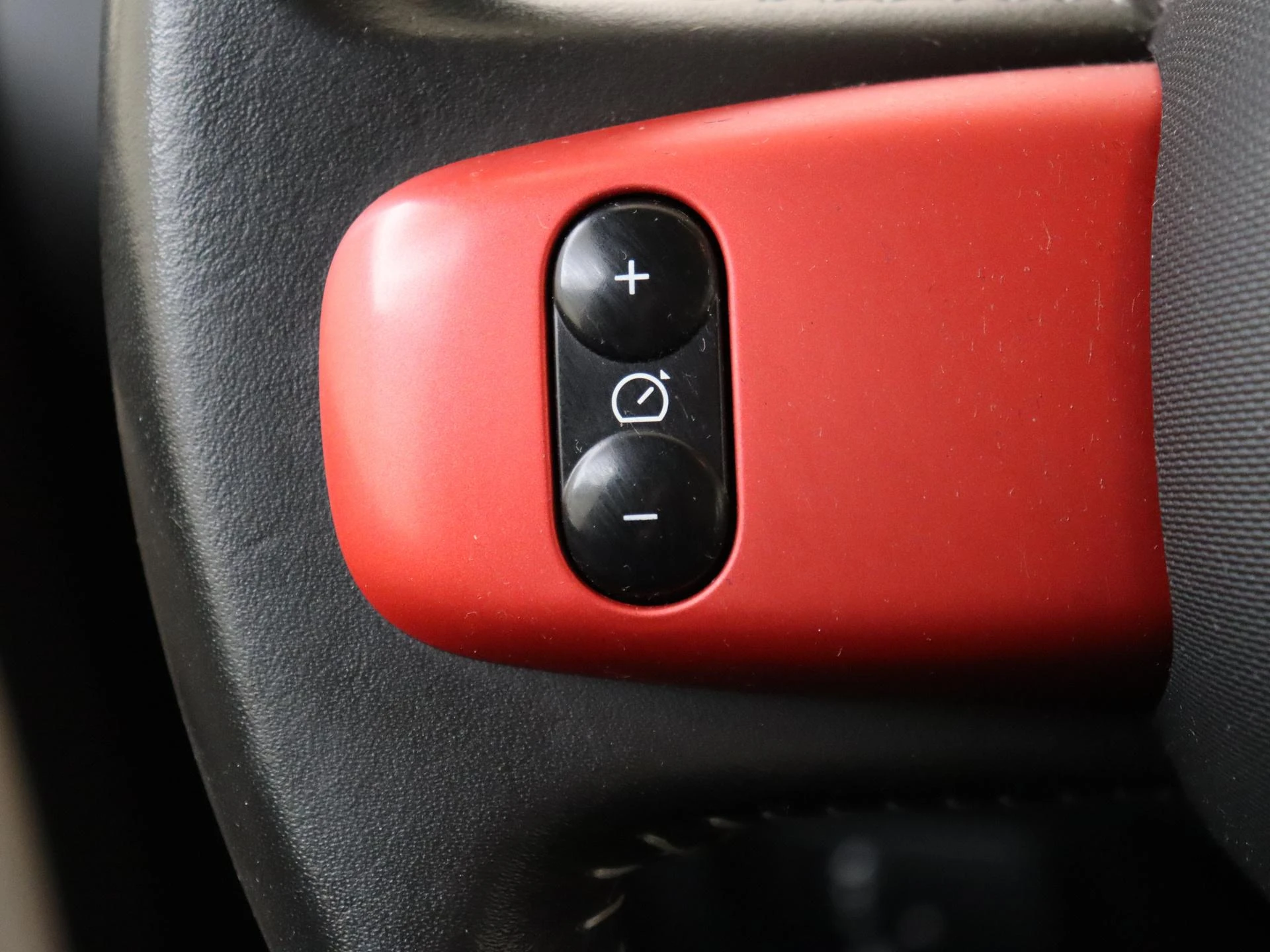 Renault-Twingo-image-11