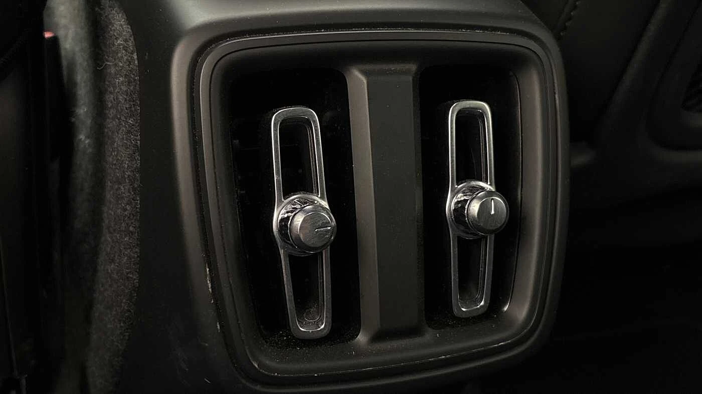 Volvo-XC40-image-15