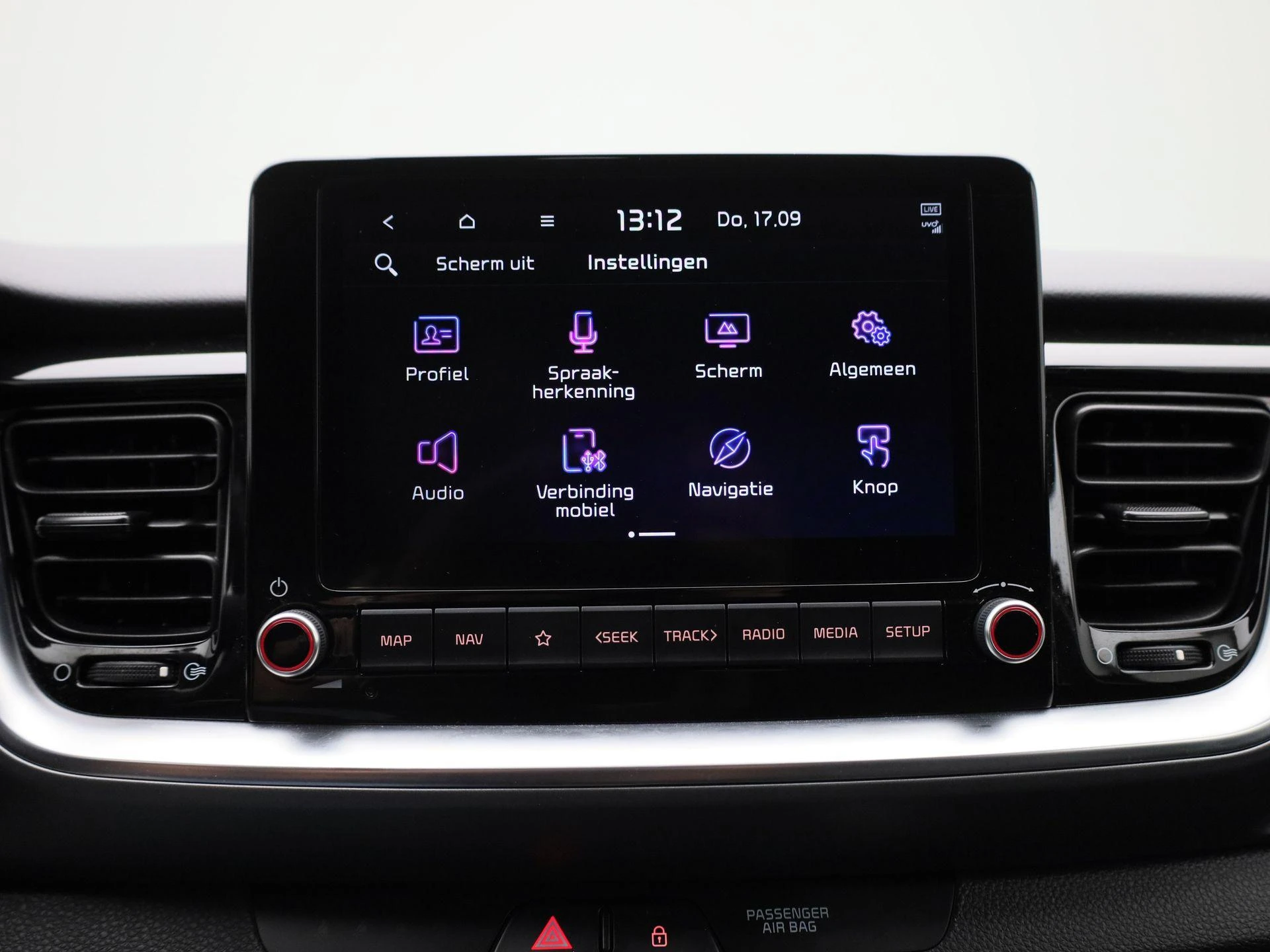 Kia-Stonic-image-22