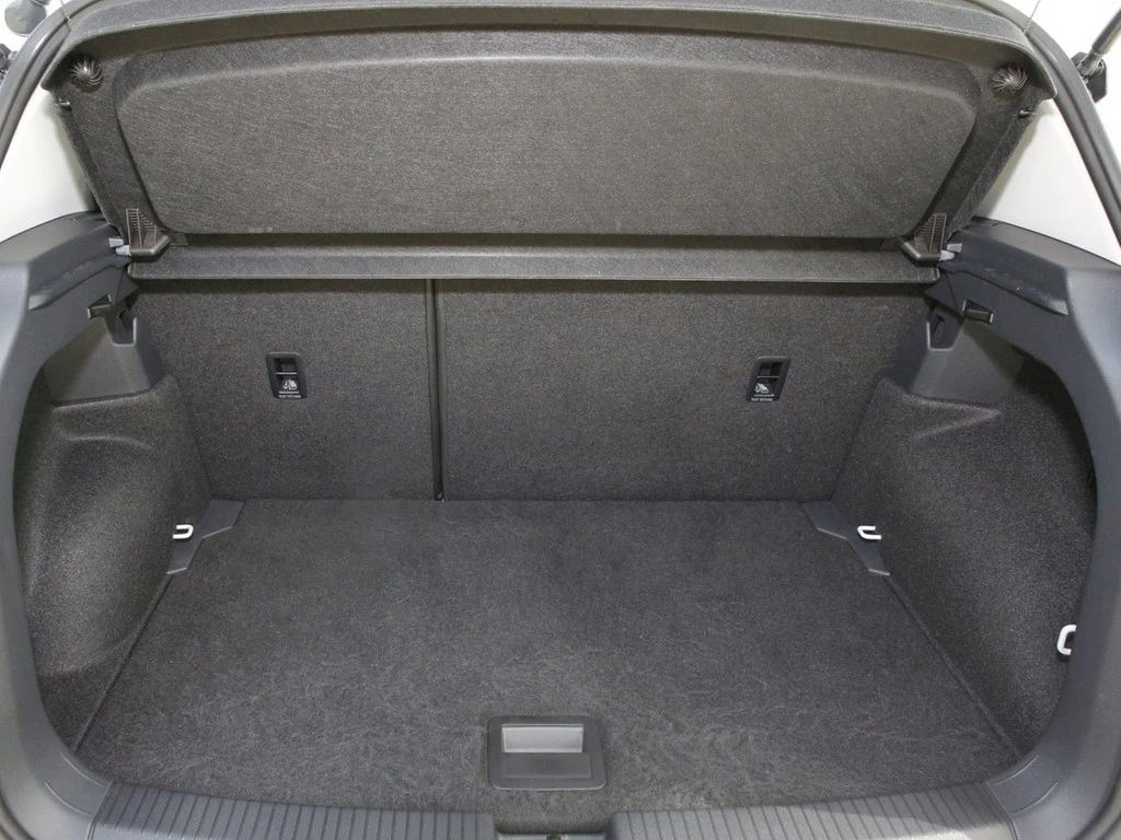 Volkswagen-T-Cross-image-5