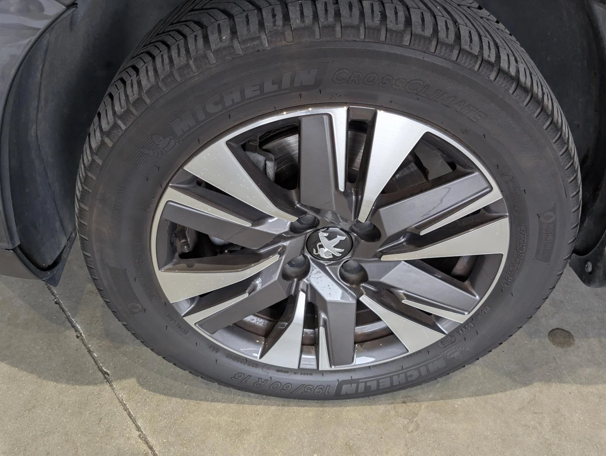 Peugeot 2008 1.2 Puretech 81kW s/s Crossway
