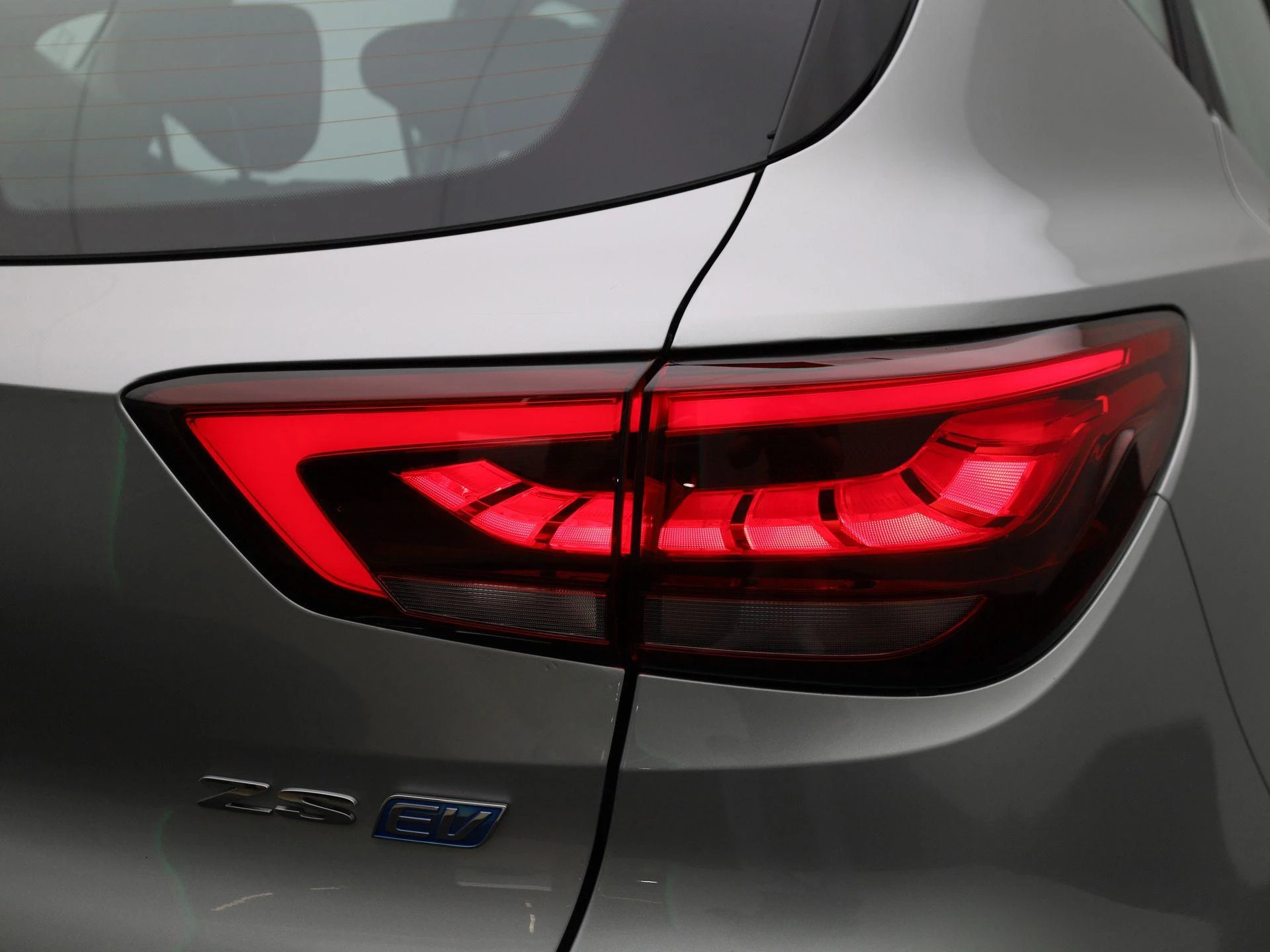 MG-ZS EV-image-34