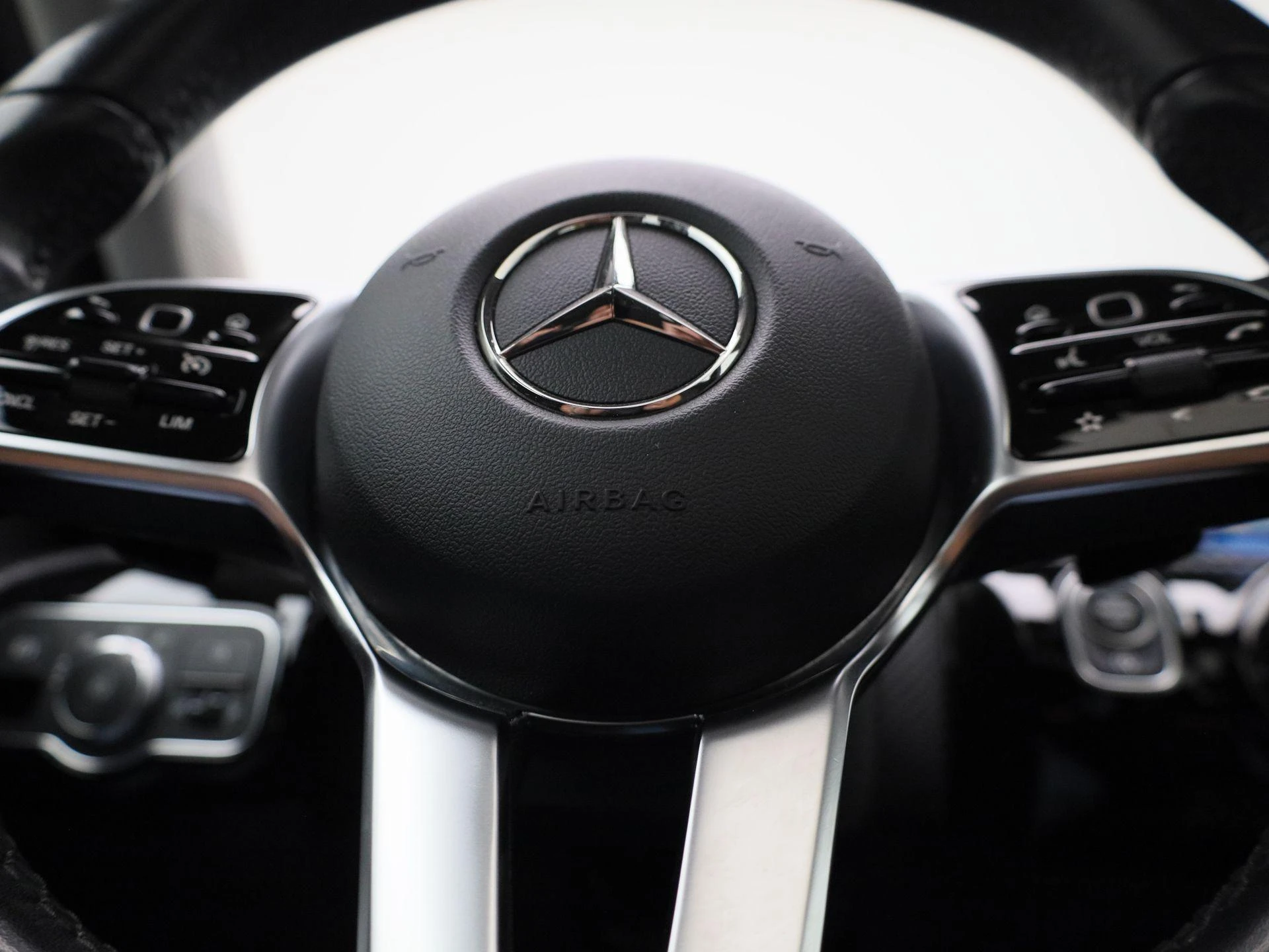 Mercedes-Benz-A-Klasse-image-29
