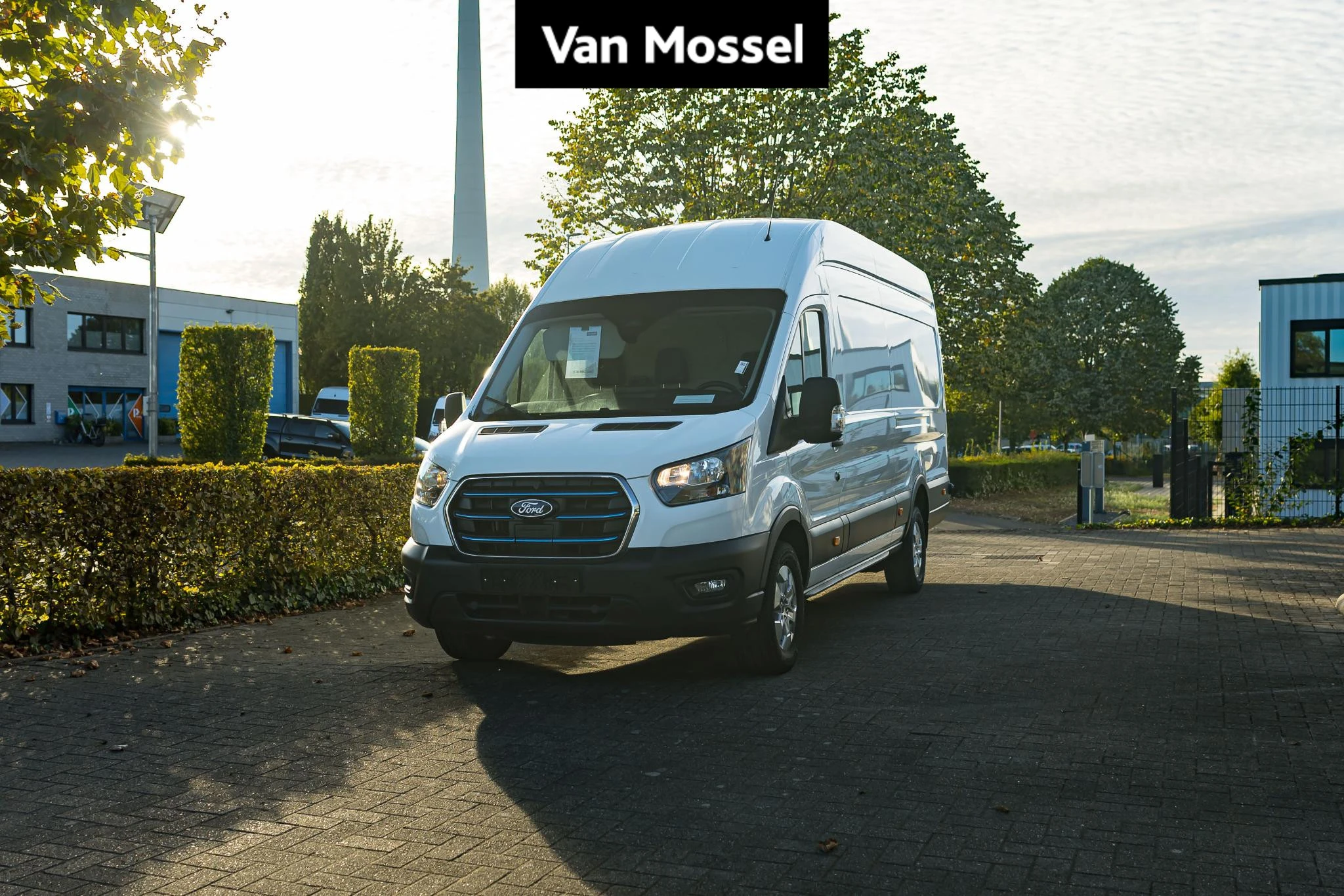 Ford-E-Transit-image-0