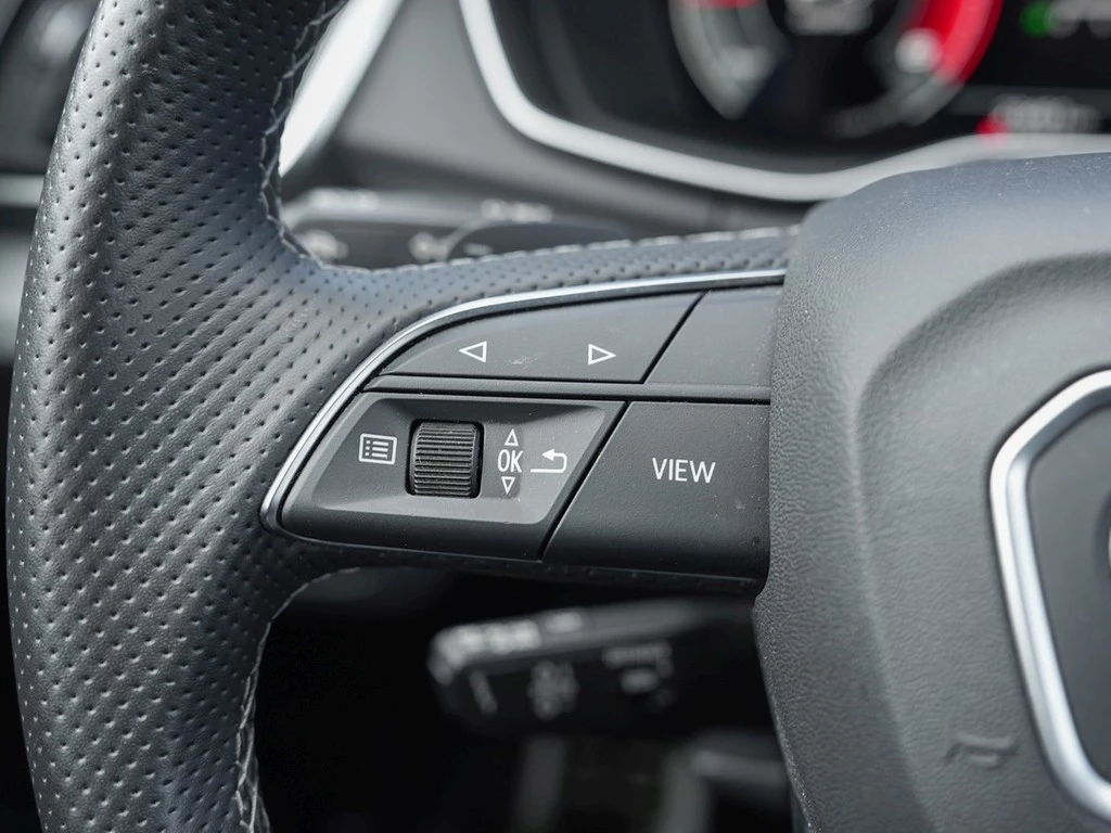 Audi SQ5 Sportback TDI quattro /Navi/MatrixLED/AHK