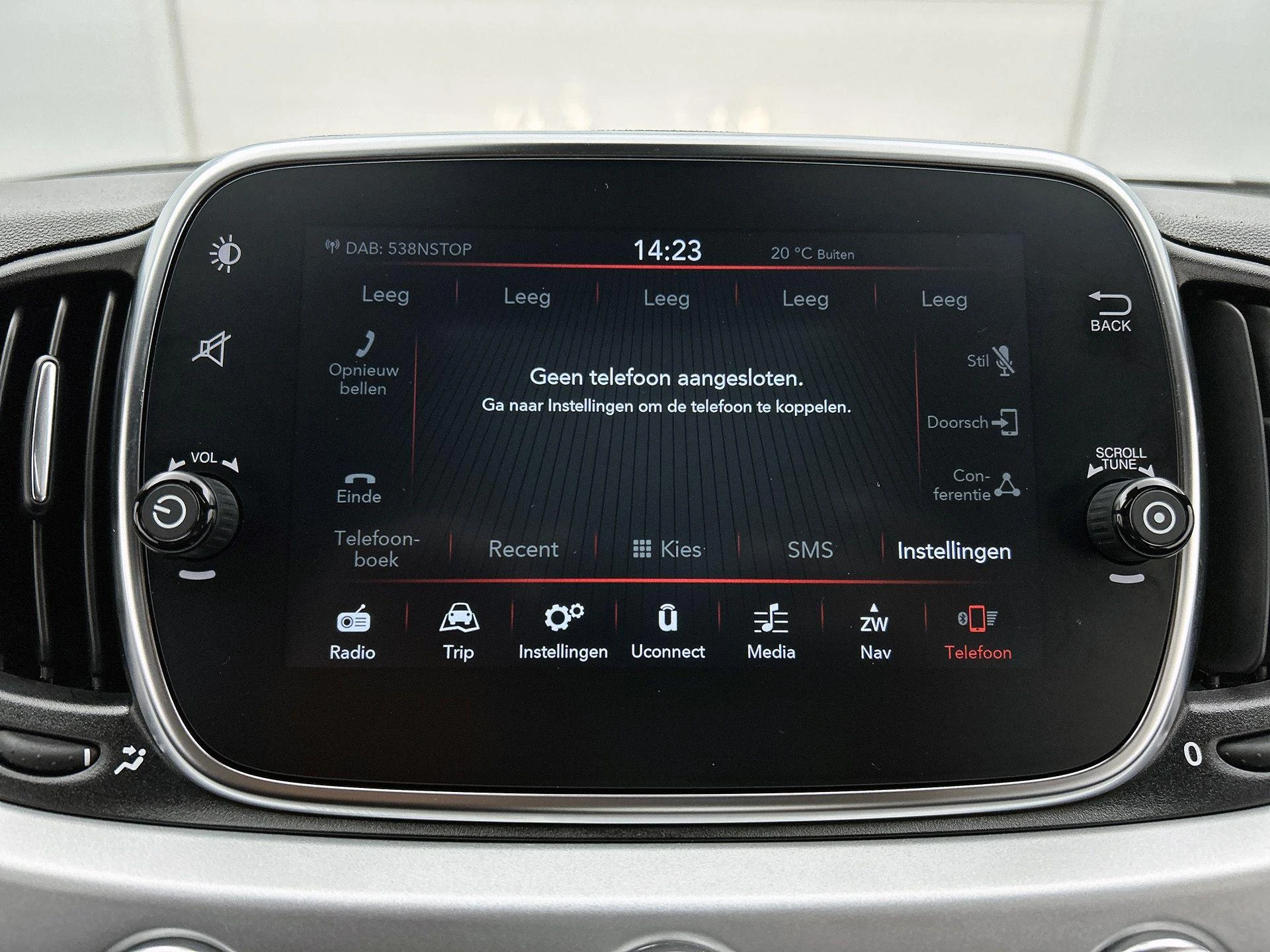 Fiat-500C-image-14
