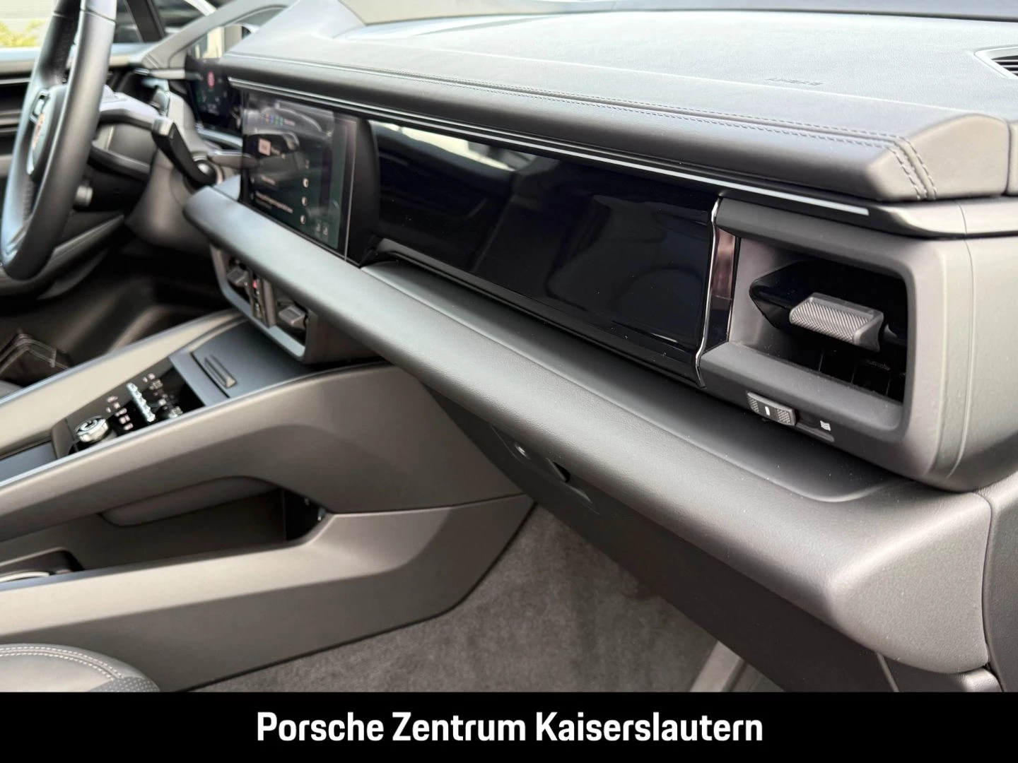 Porsche Macan 4 HA-Lenkung Head-Up Abstandstempomat LED -MK2 Macan 4 HA-Lenkung Head-Up Abstandstempomat LED -
