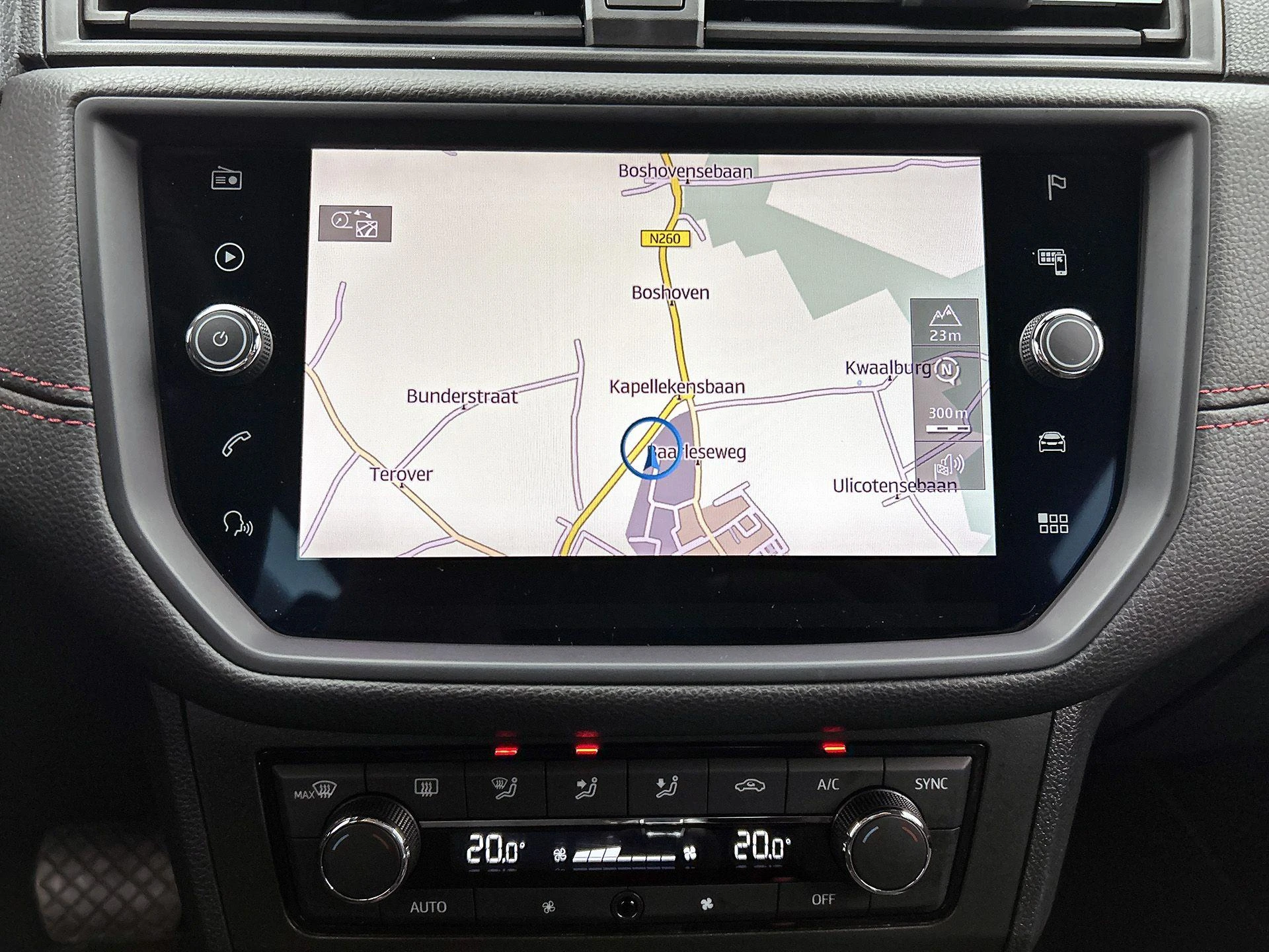 SEAT-Arona-image-27