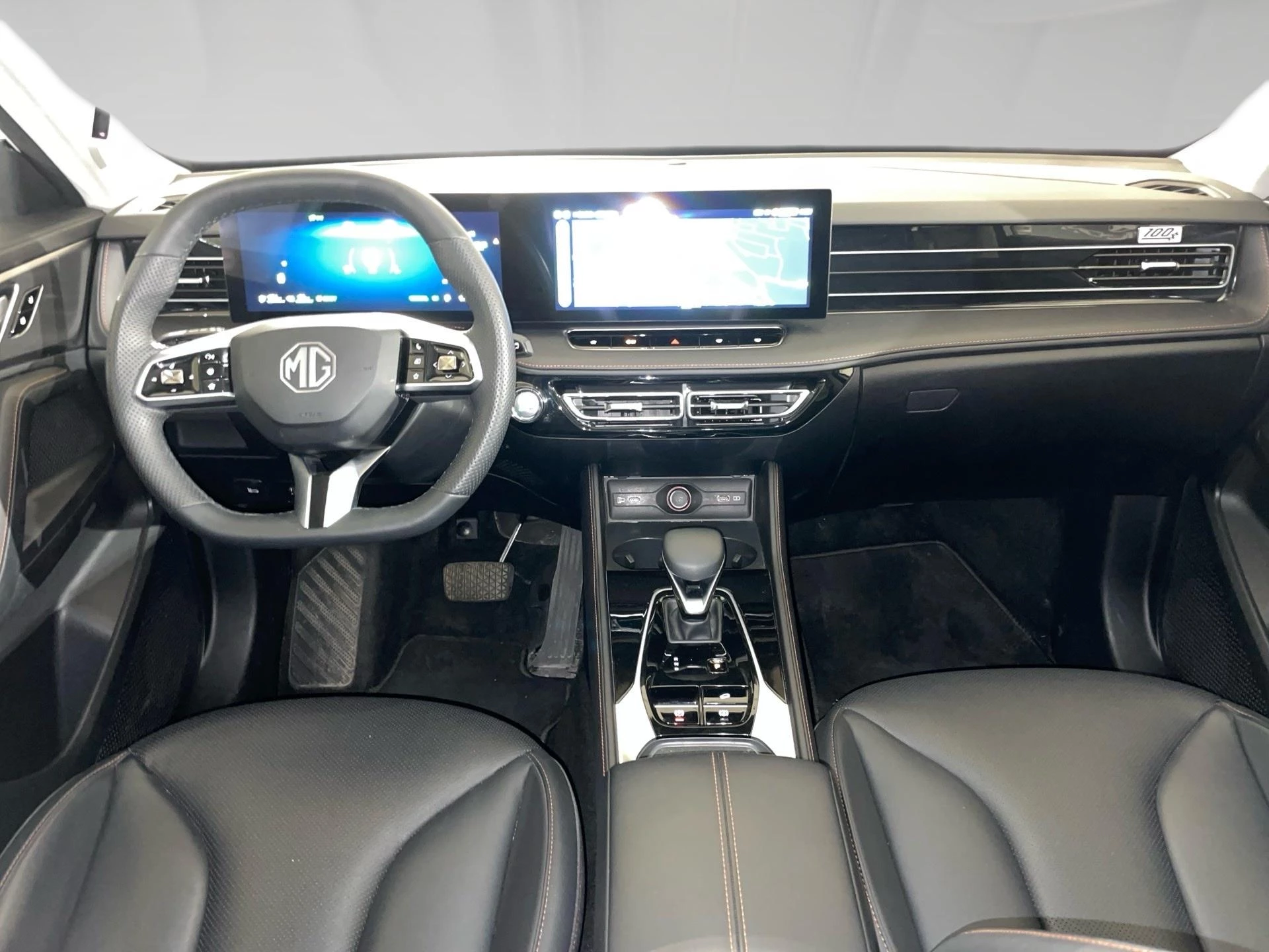 MG HS 1.5T Luxury Plug-In