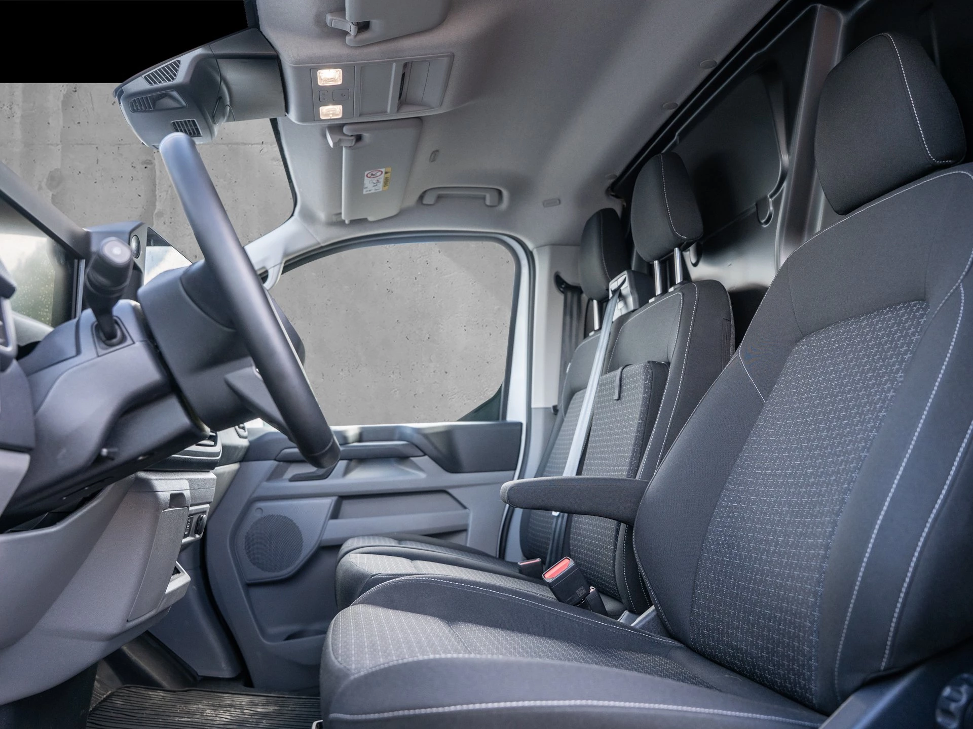 Ford-Transit Custom-image-5