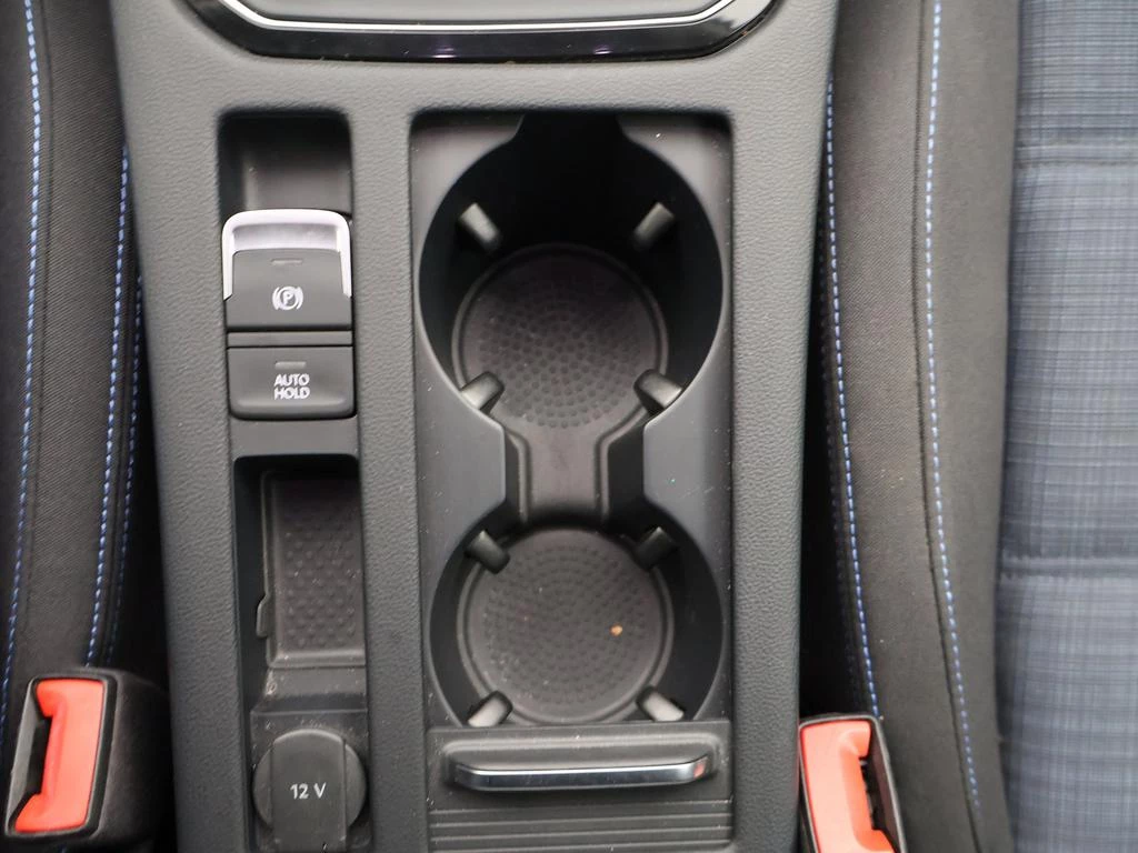 Volkswagen-Passat-image-22