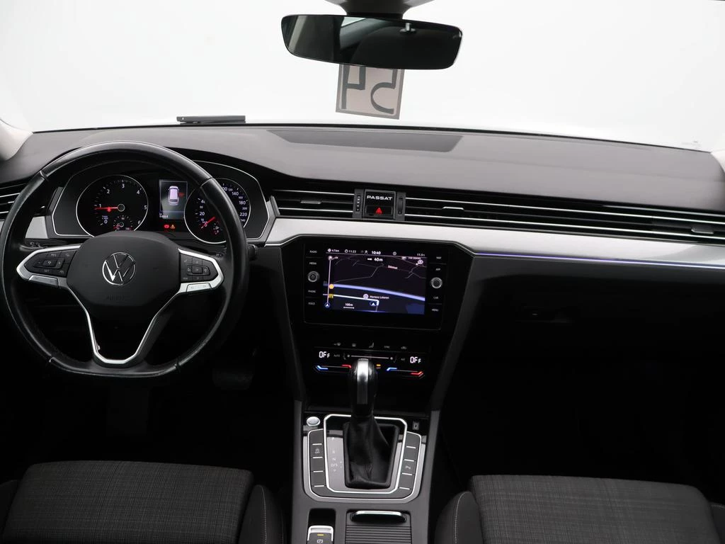 Volkswagen Passat Variant Passat Variant Style 'Business' 2.0 TDI 122PK *AUTOMAAT*NAVI*TREKHAAK*CAMERA*PDC*KEYLESS*CRUISE*...*