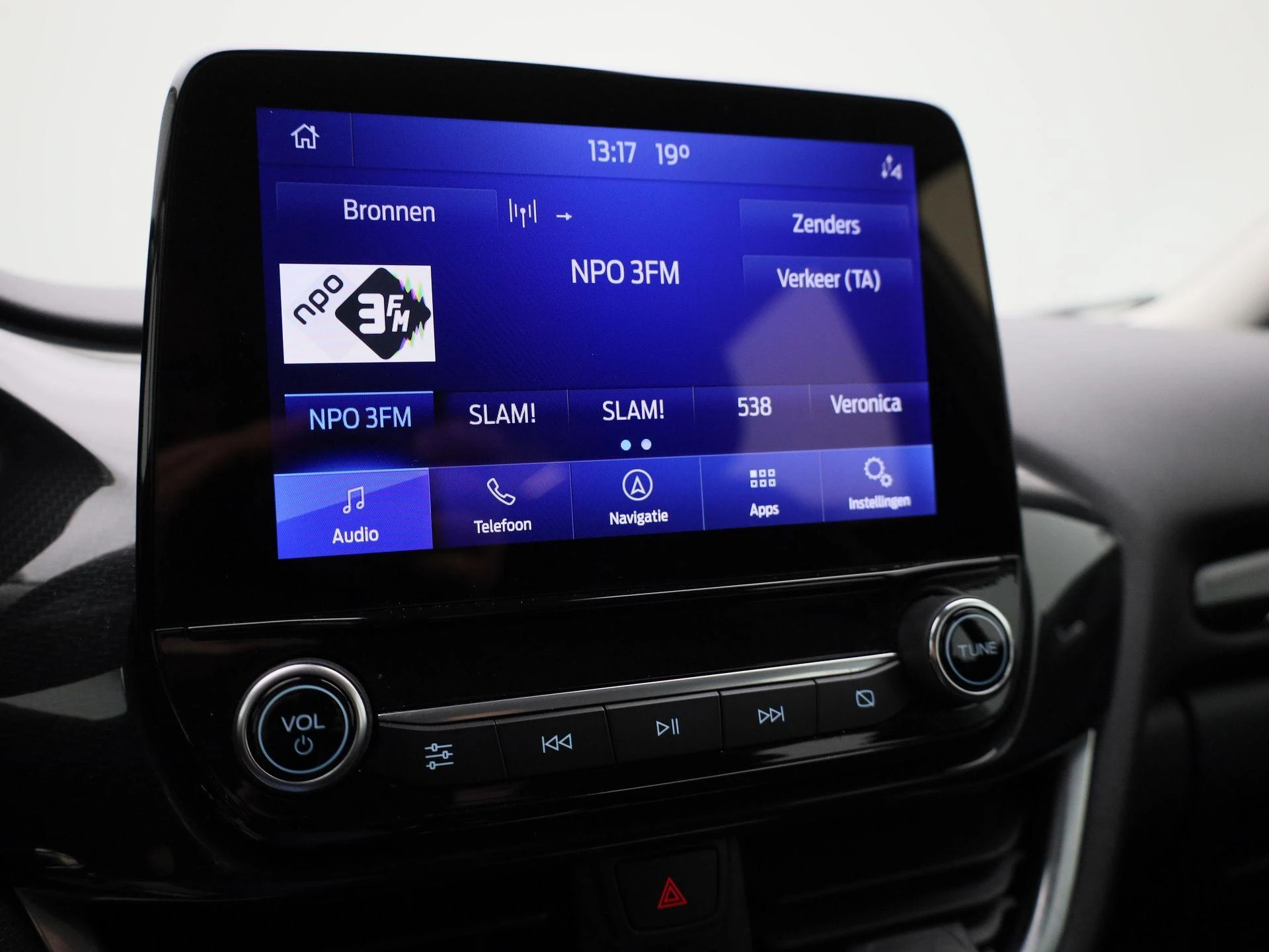 Ford-Puma-image-16