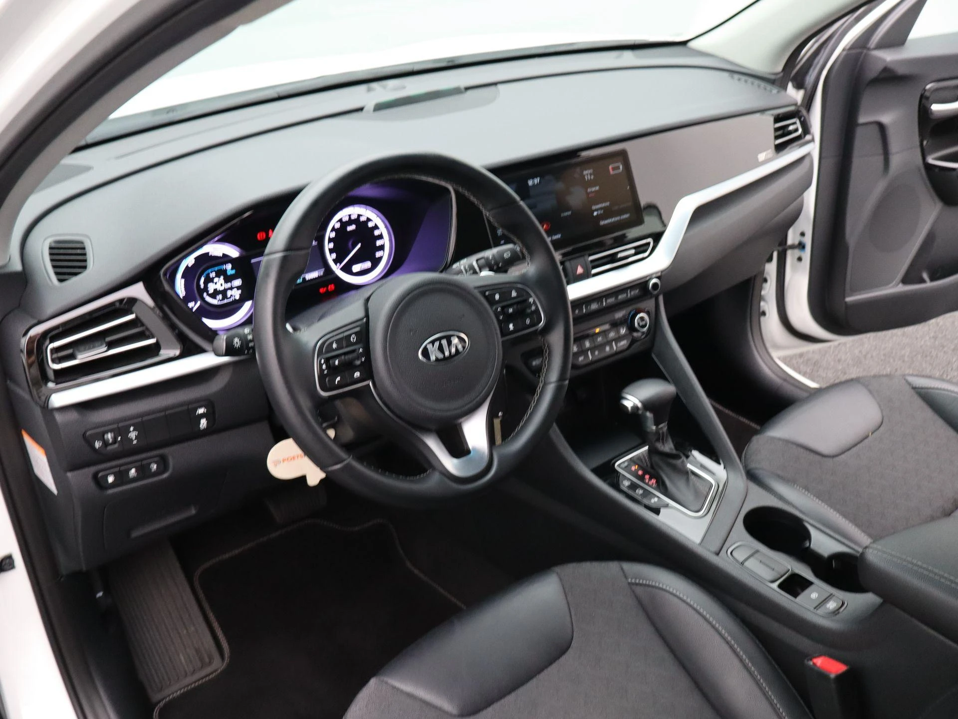 Kia-Niro-image-27