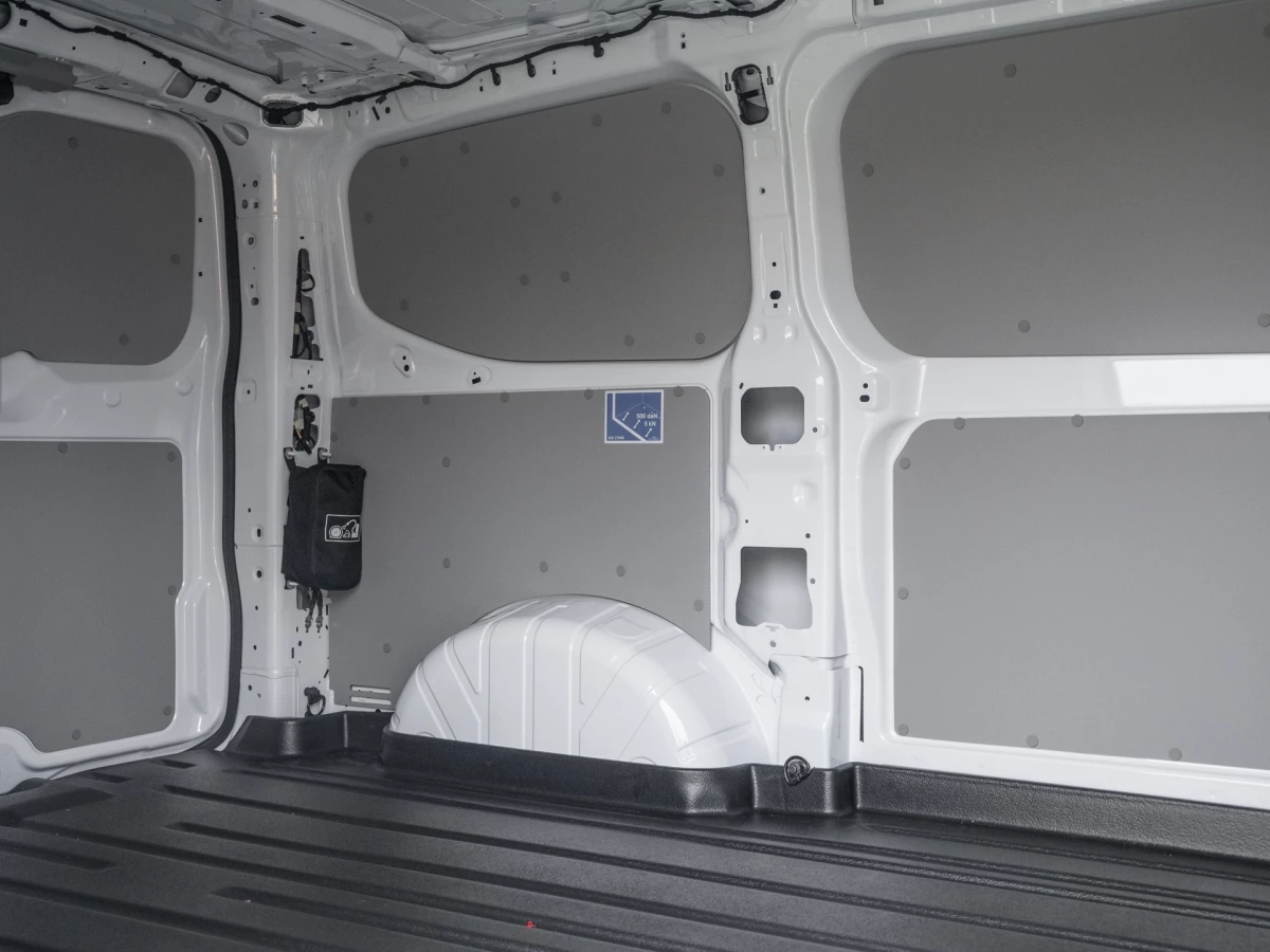 Ford-Transit Custom-image-10