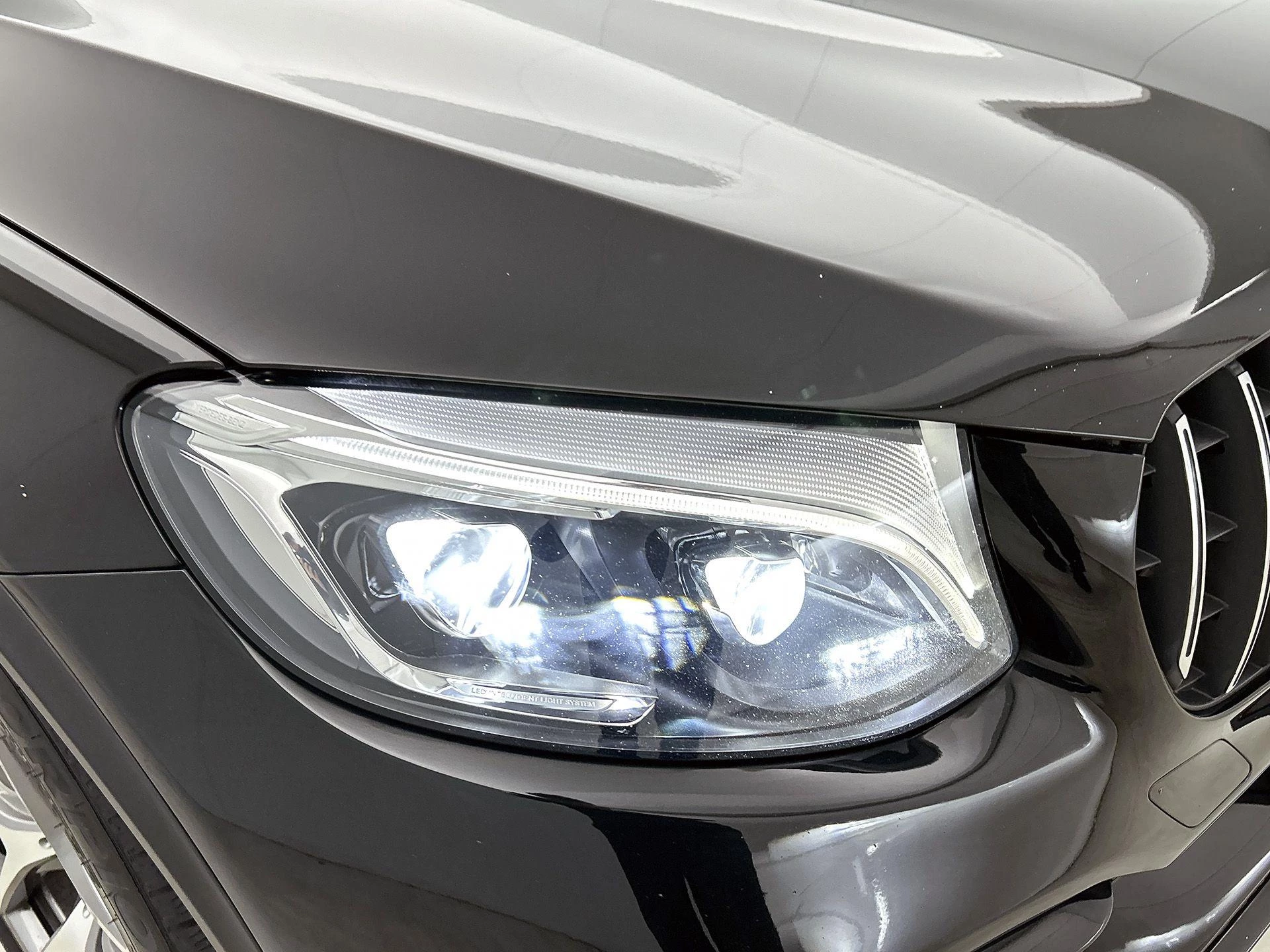 Mercedes-Benz-GLC-image-39