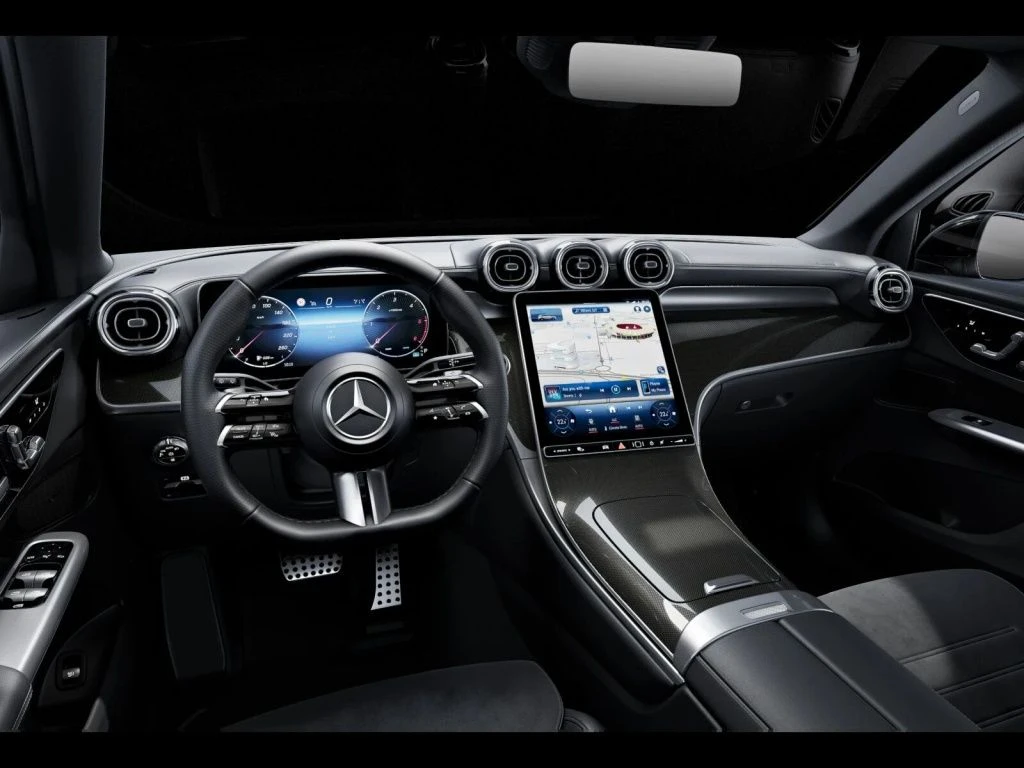 Mercedes-Benz-GLC 300 d-image-8
