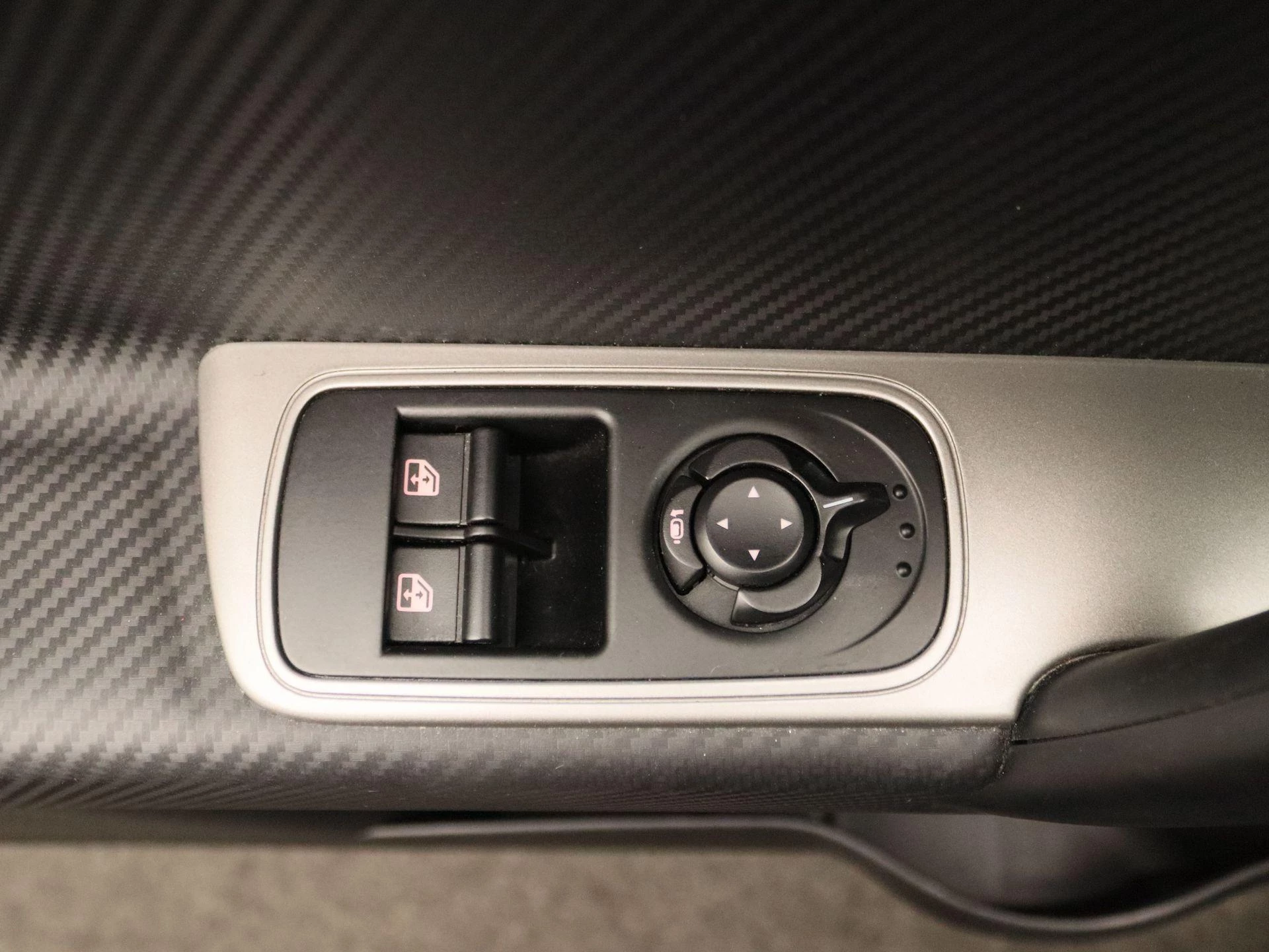 Alfa Romeo-MiTo-image-20