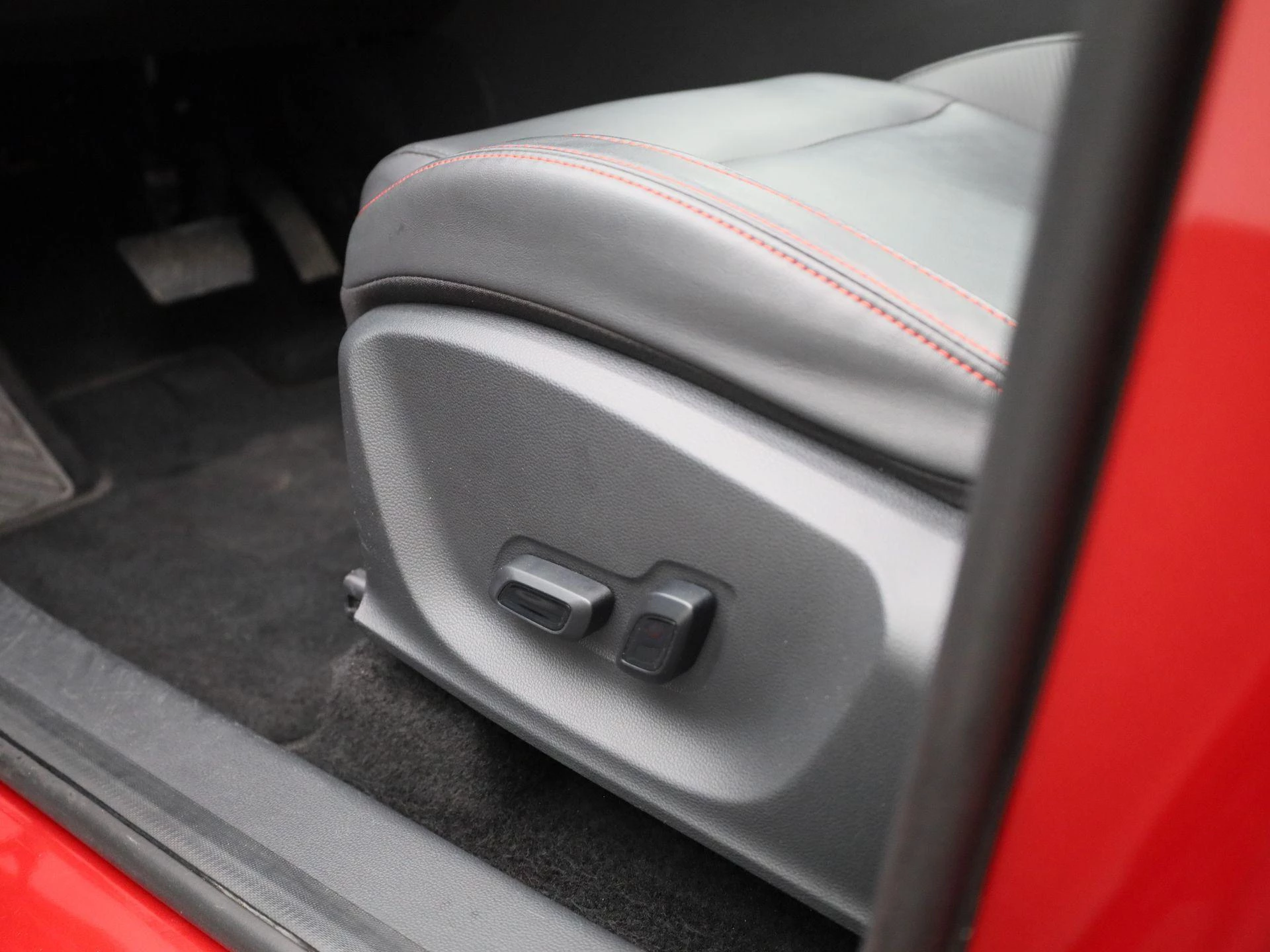 MG ZS EV Long Range Luxury 70 kWh
