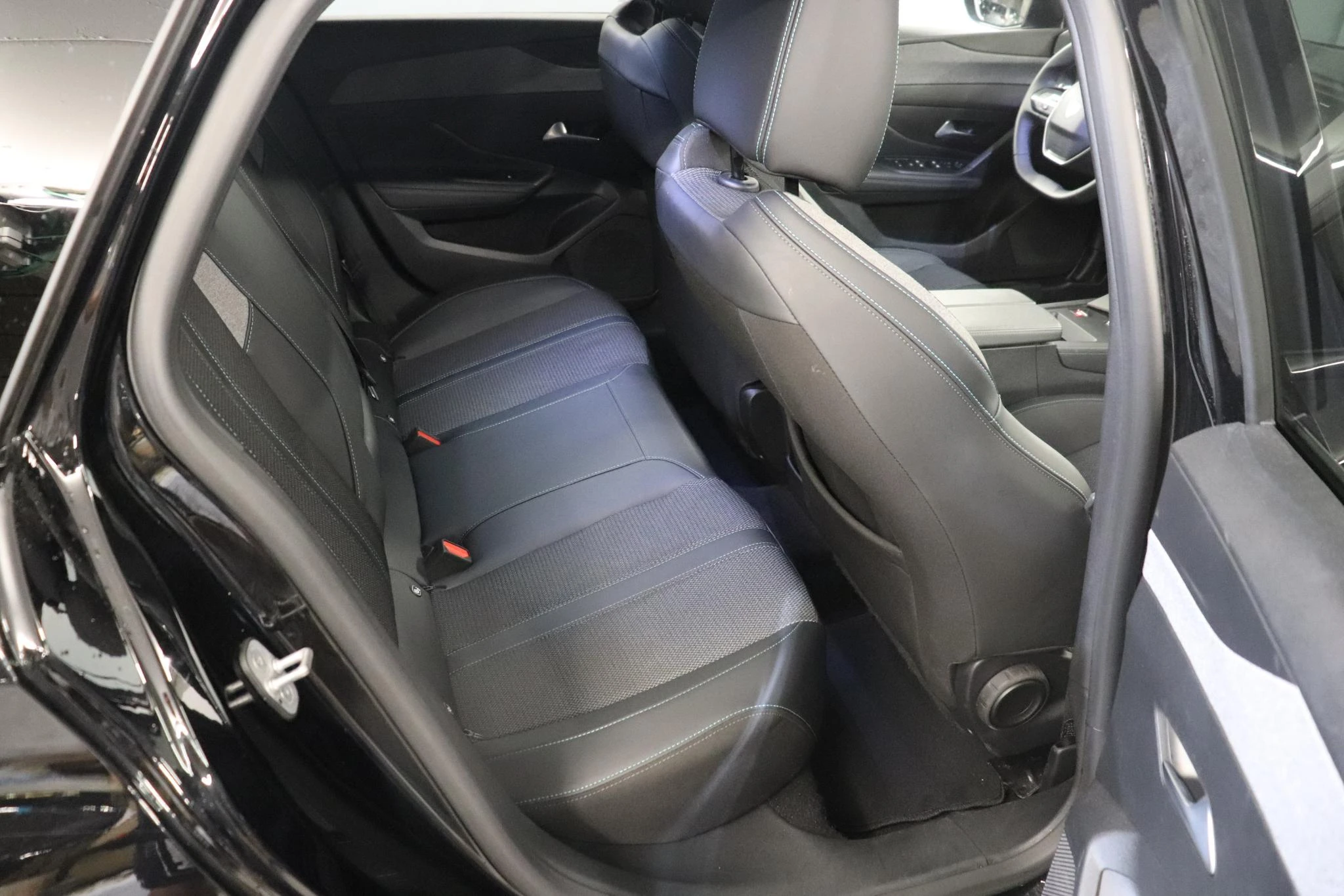 Peugeot e-308 e-308 156 Allure